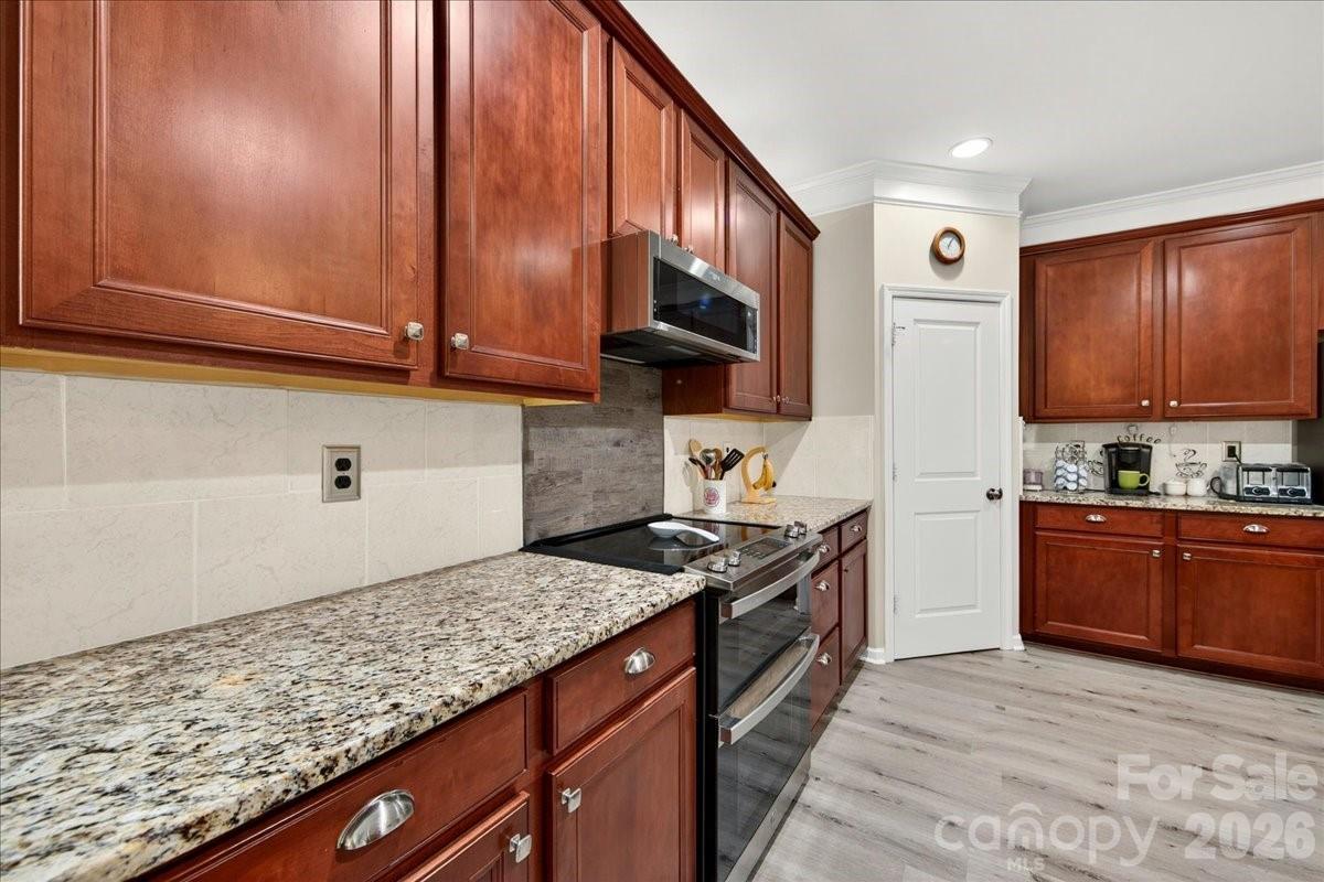 448 Anvil Draw Place Property Photo 11