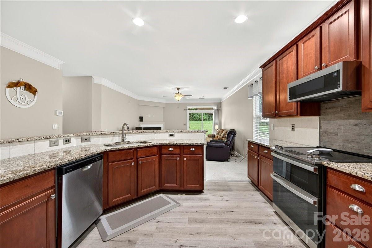 448 Anvil Draw Place Property Photo 14