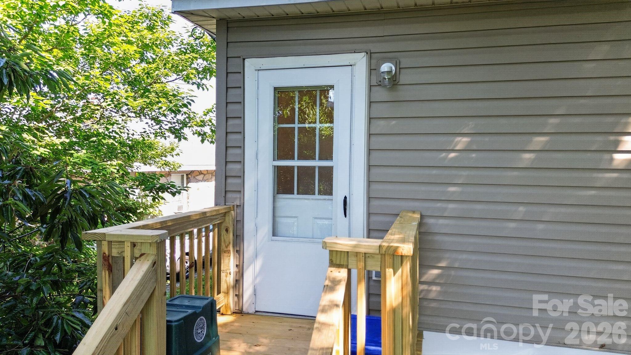 80 Ridge Street Property Photo 15
