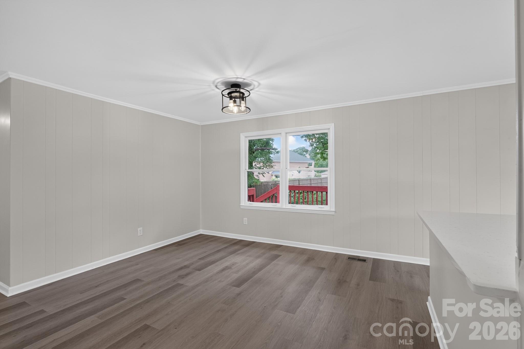 424 Kimbrook Court Property Photo 3