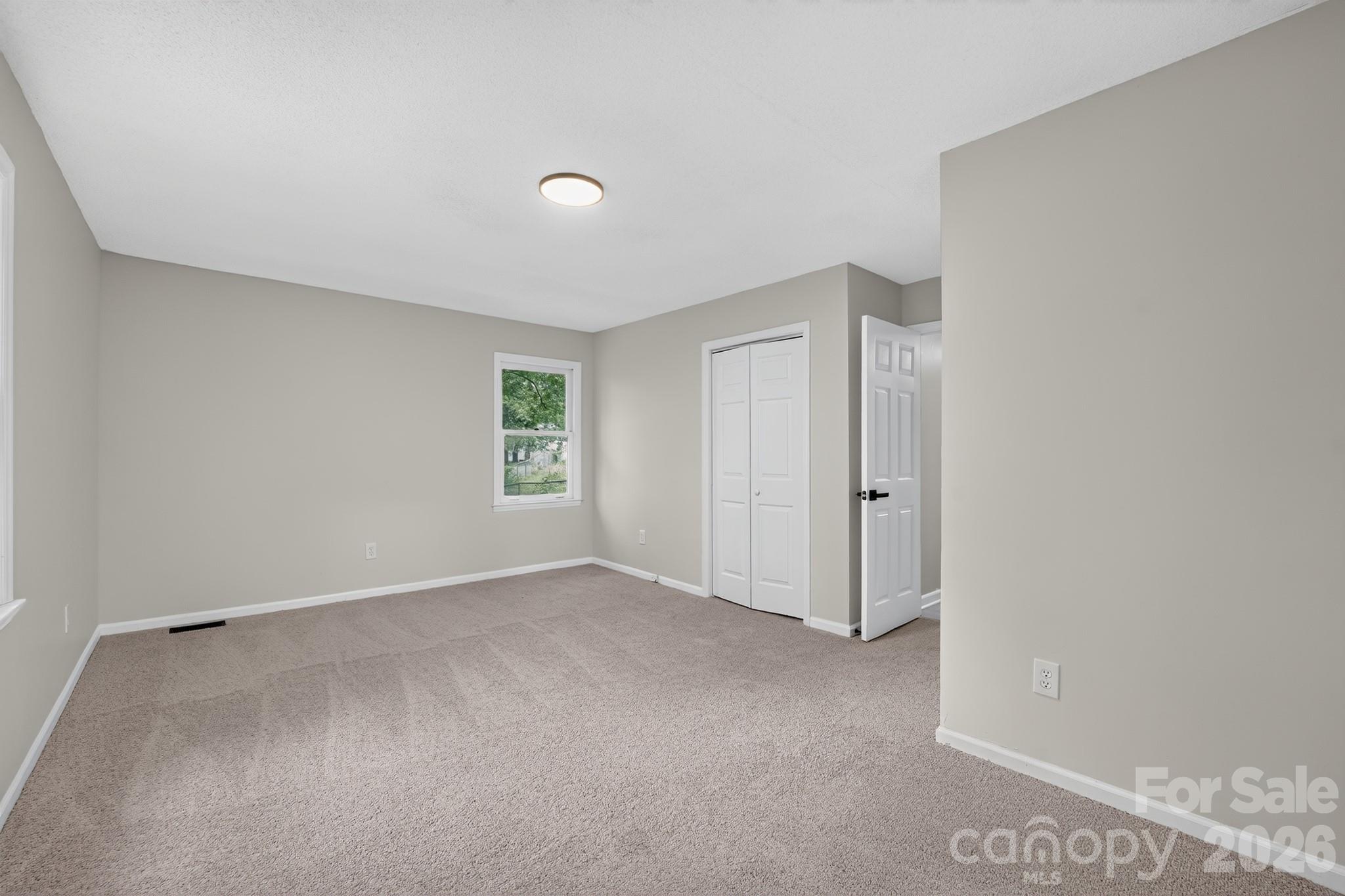 424 Kimbrook Court Property Photo 11