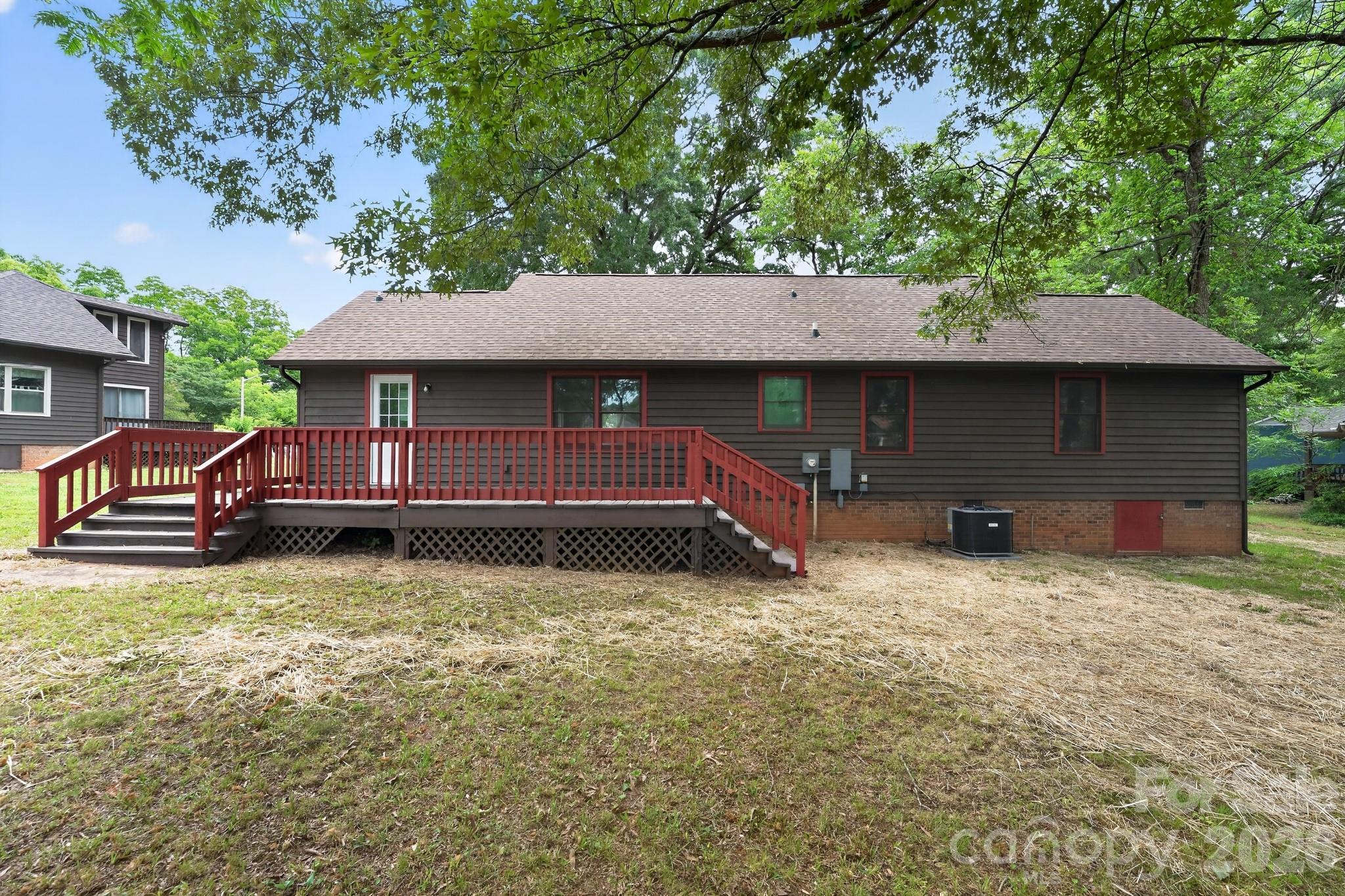 424 Kimbrook Court Property Photo 15