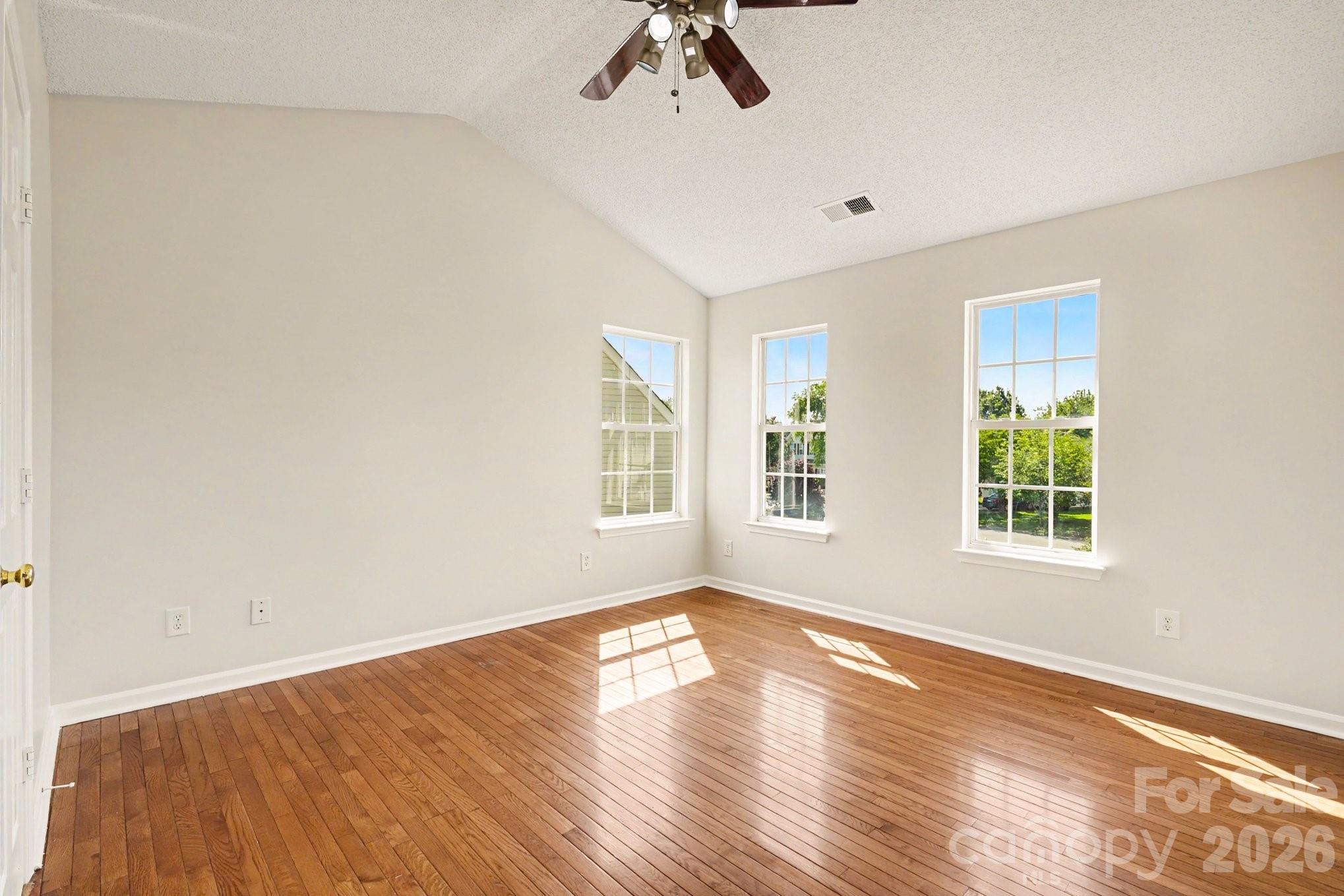4891 Aldridge Place Property Photo 21