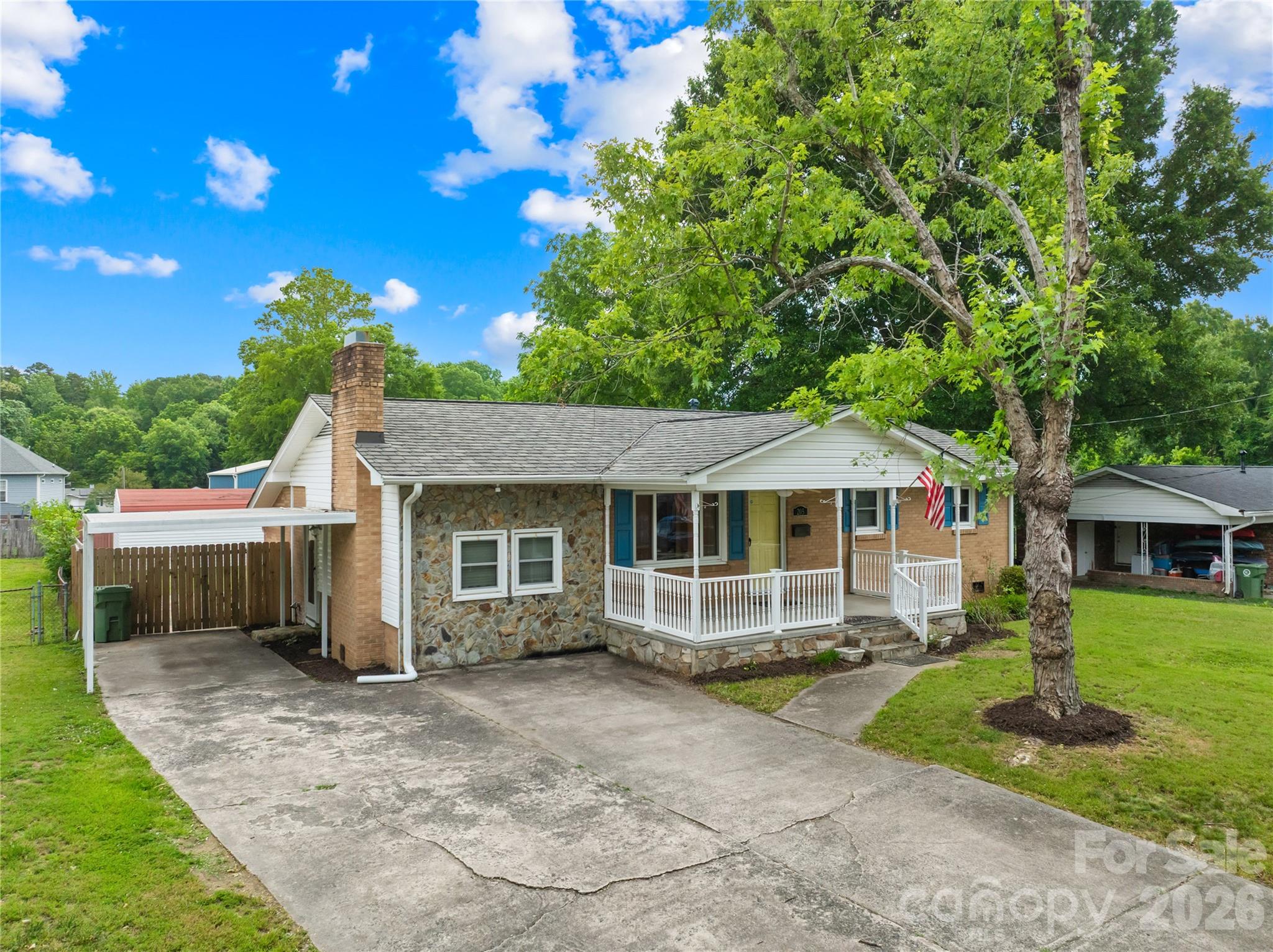 205 Gaddis Drive Property Photo 2