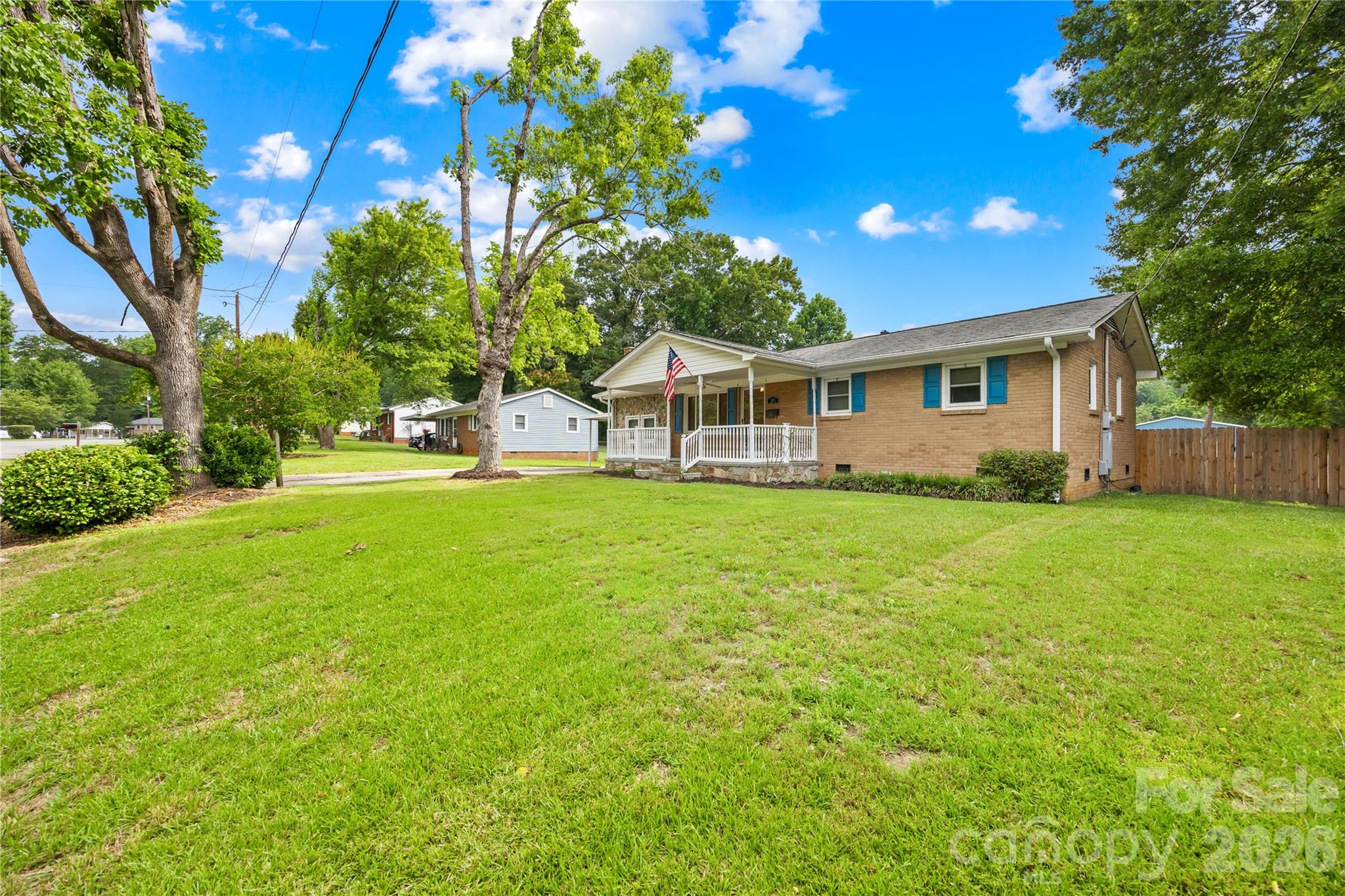 205 Gaddis Drive Property Photo 3