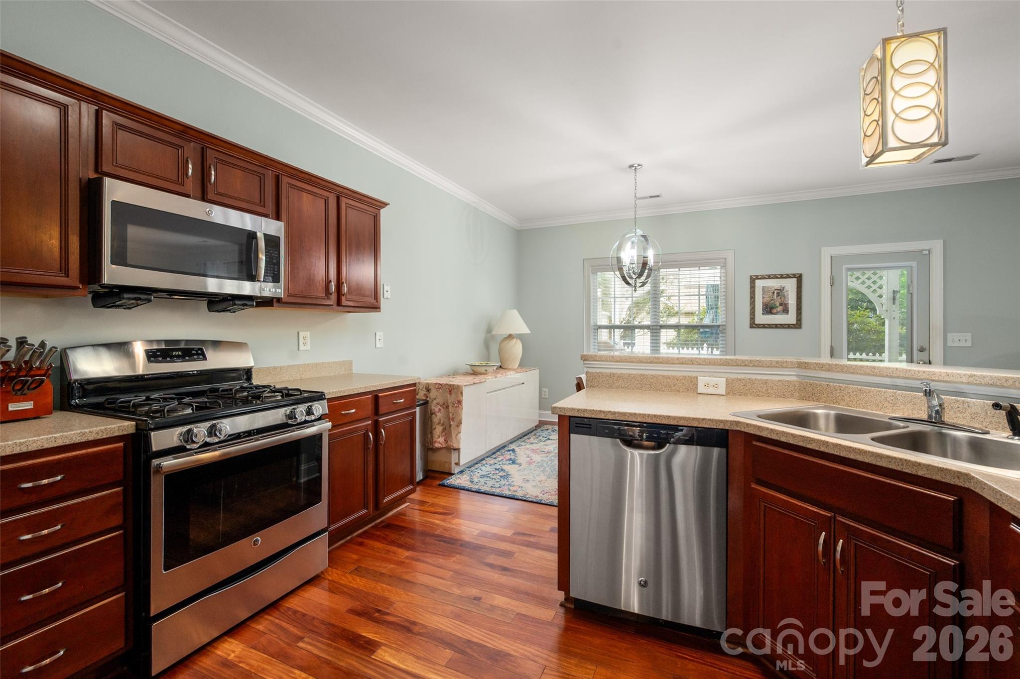 1000 Master Gunner Court Property Photo 8