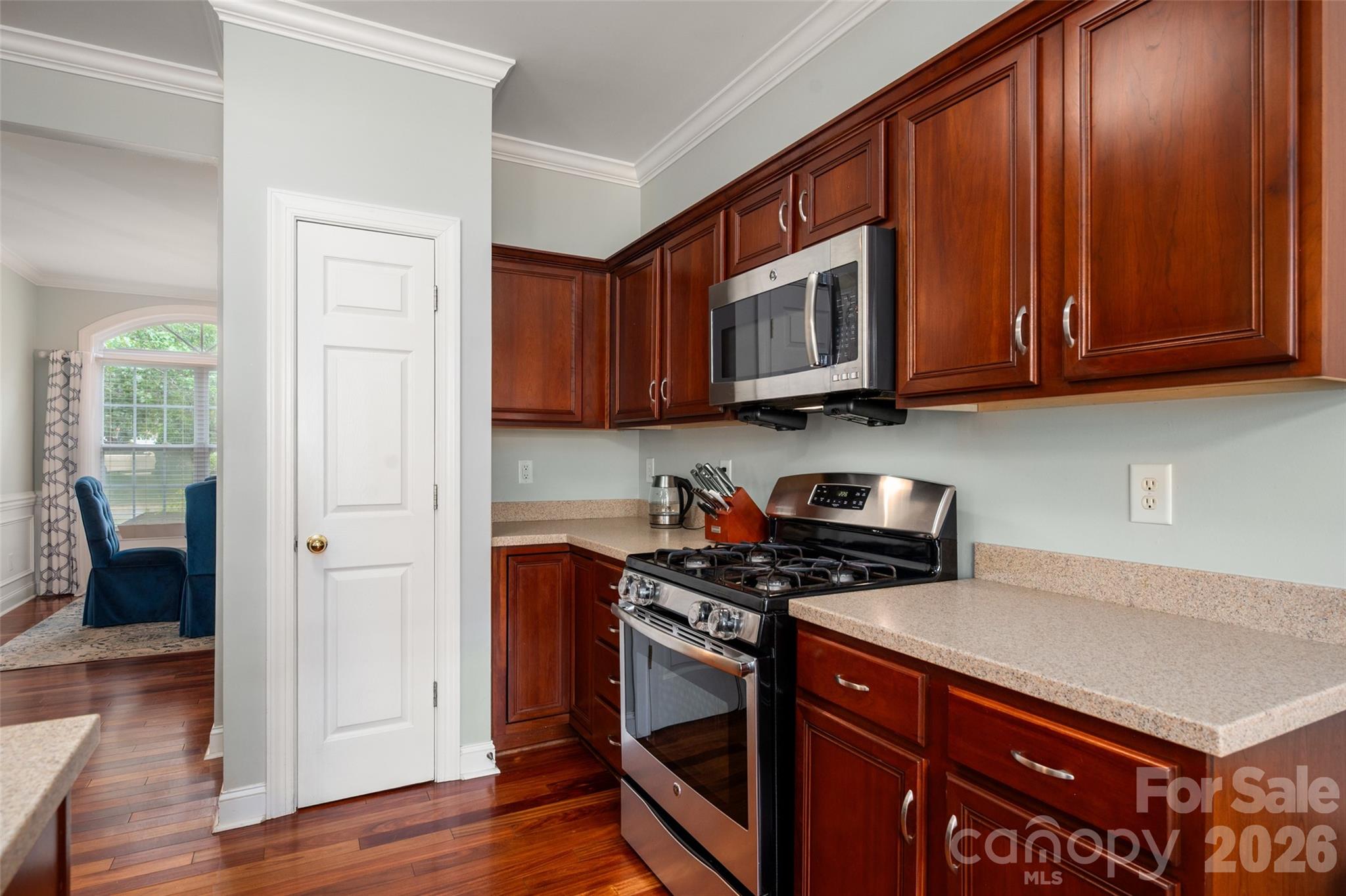 1000 Master Gunner Court Property Photo 9