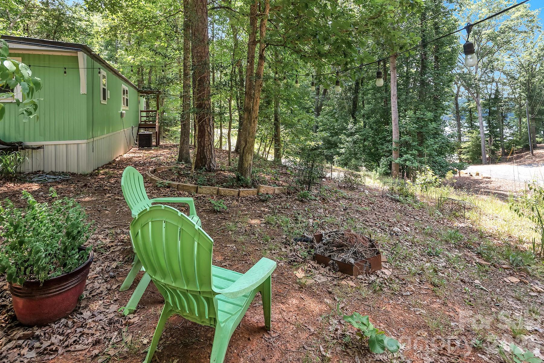 175 Elmwood Drive Property Photo 2