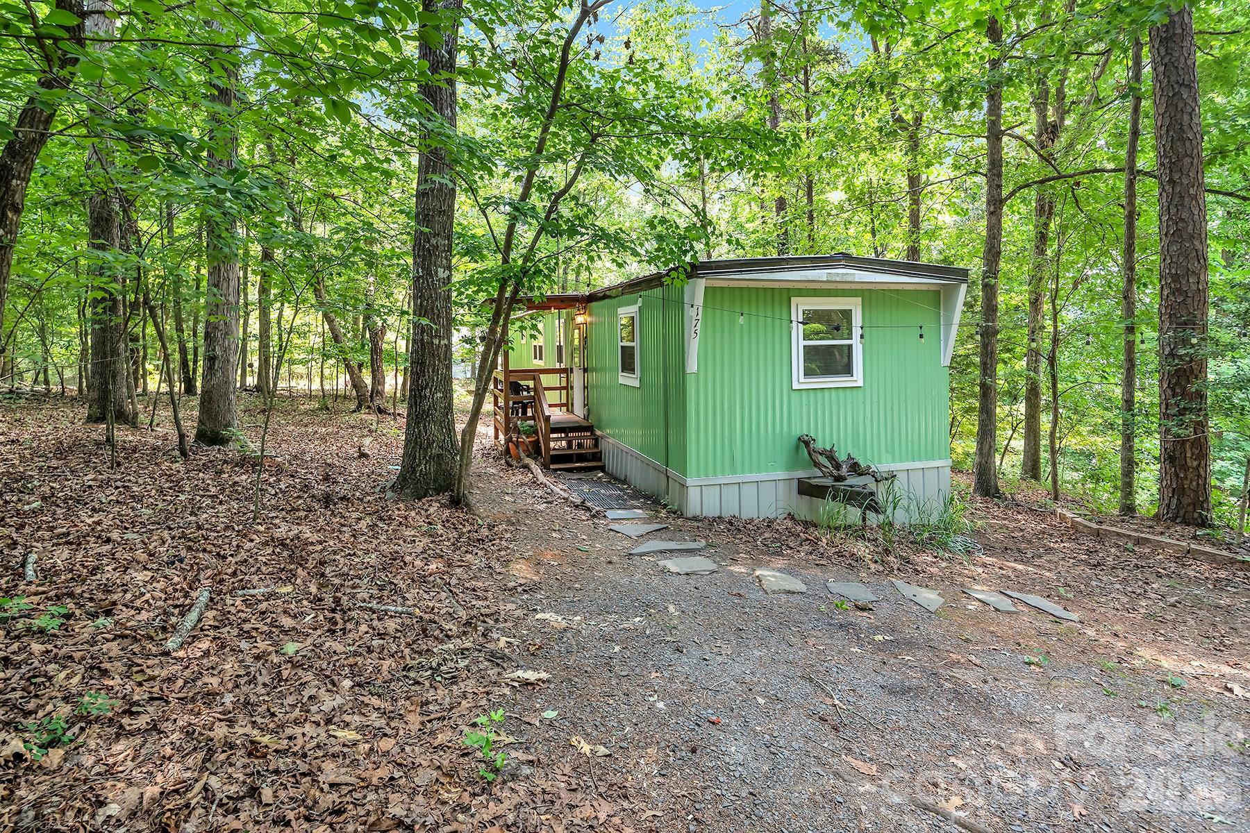 175 Elmwood Drive Property Photo 3