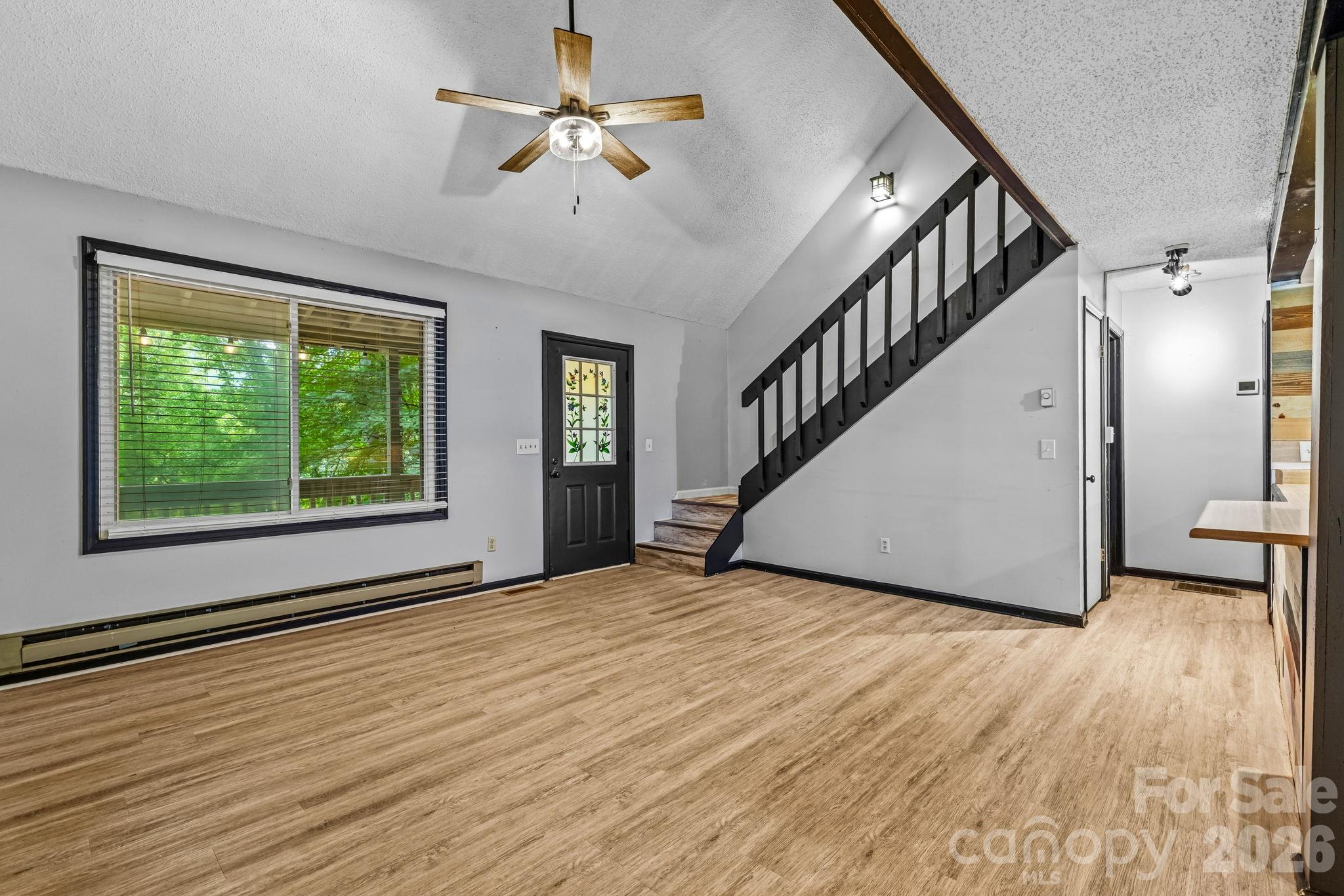 105 Shirley Drive Property Photo 6
