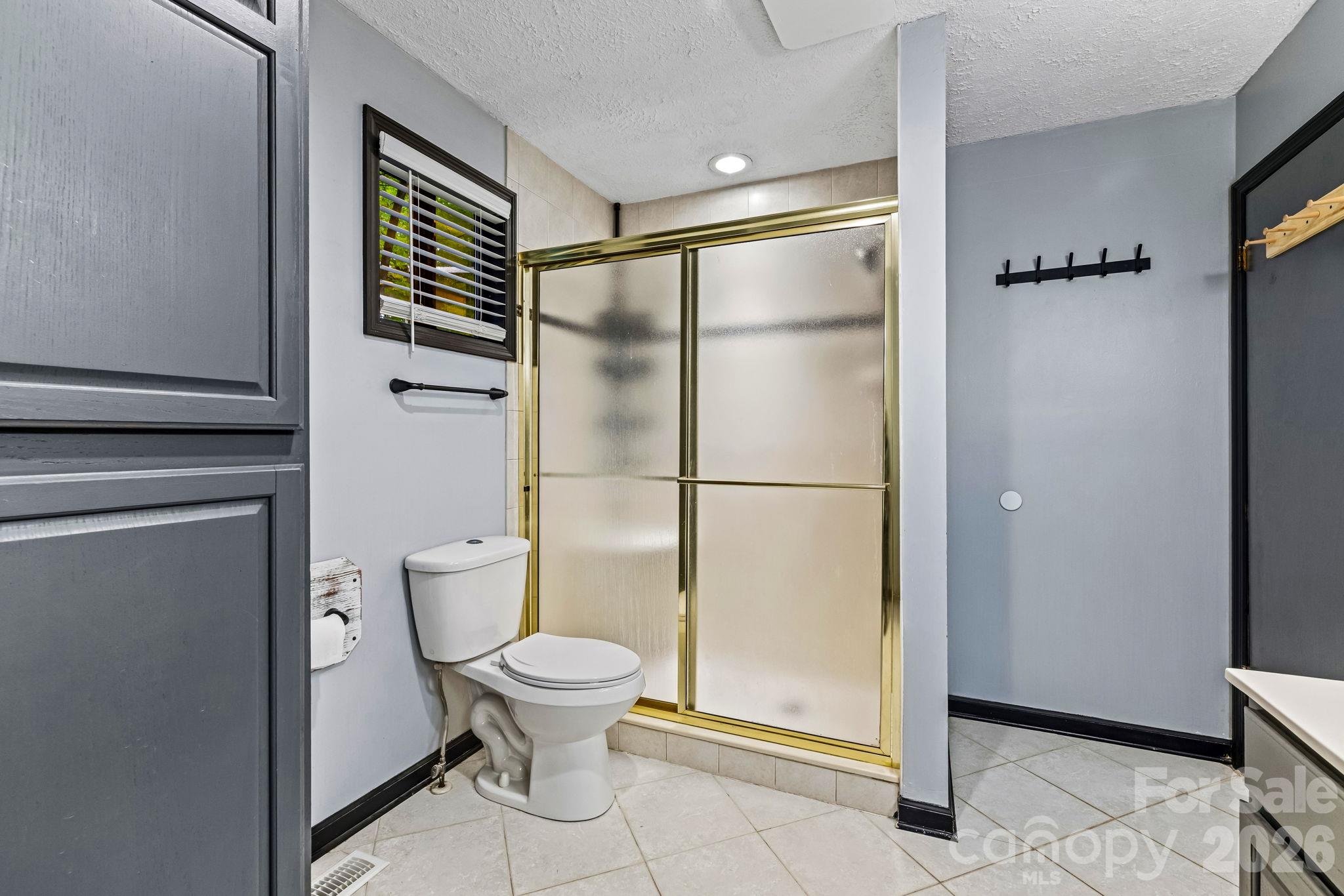 105 Shirley Drive Property Photo 14