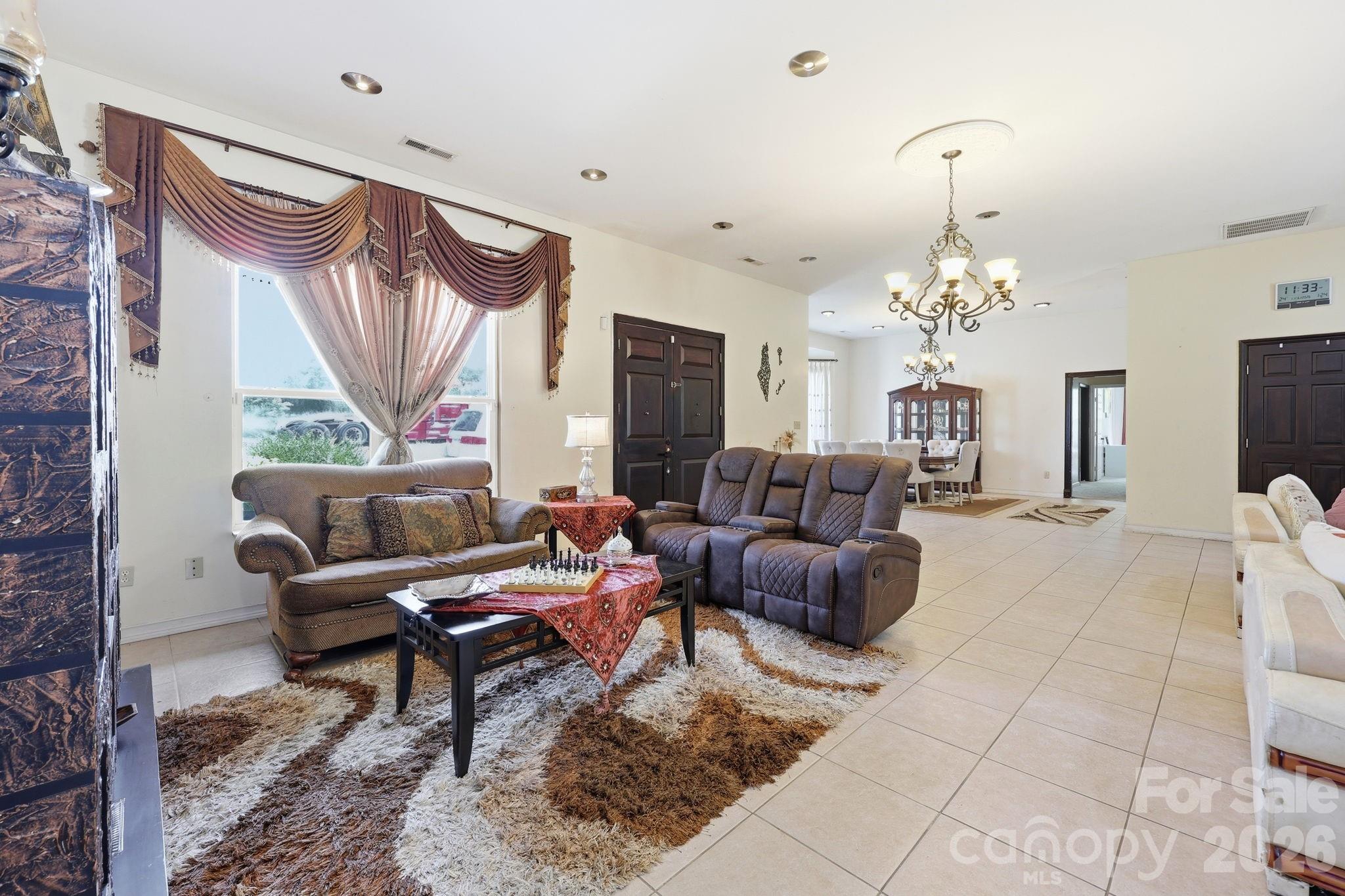 1803 Wilton Gate Drive Property Photo 14