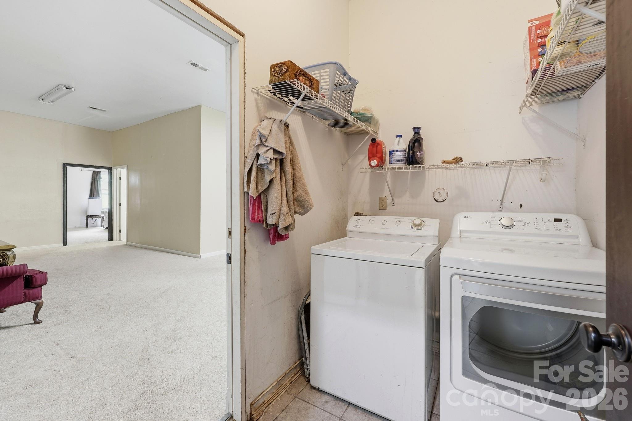 1803 Wilton Gate Drive Property Photo 15