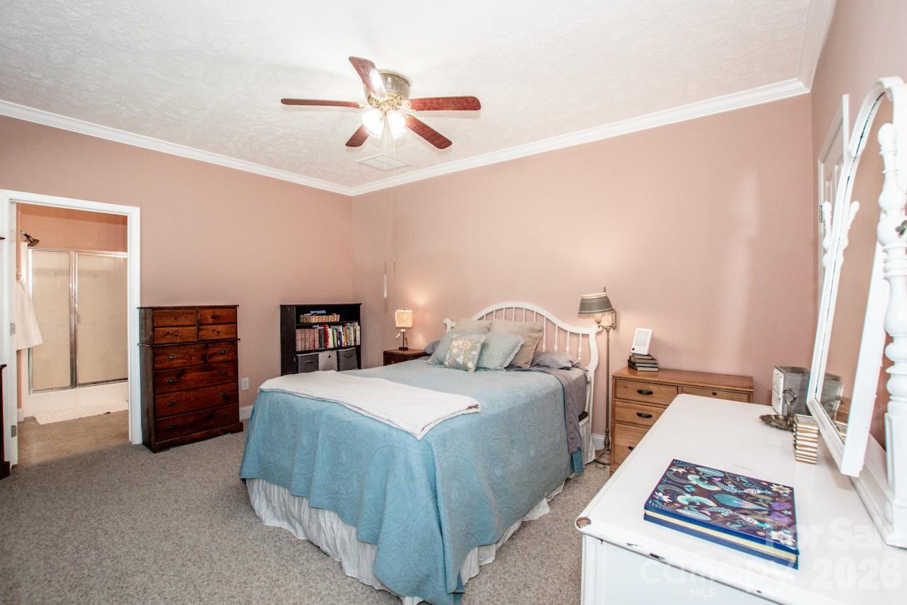 2860 Needmore Road Property Photo 27