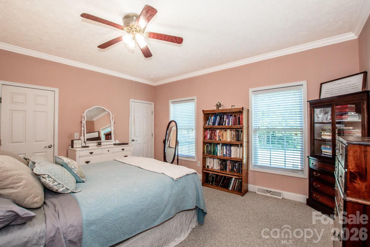 2860 Needmore Road Property Photo 29