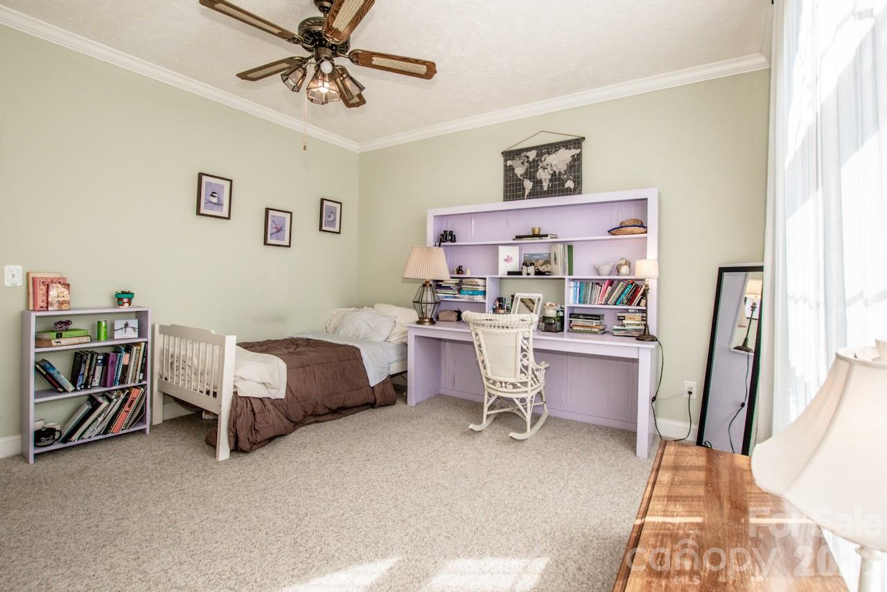 2860 Needmore Road Property Photo 31