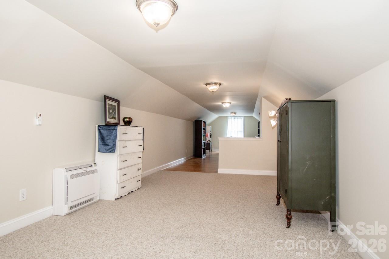 2860 Needmore Road Property Photo 39