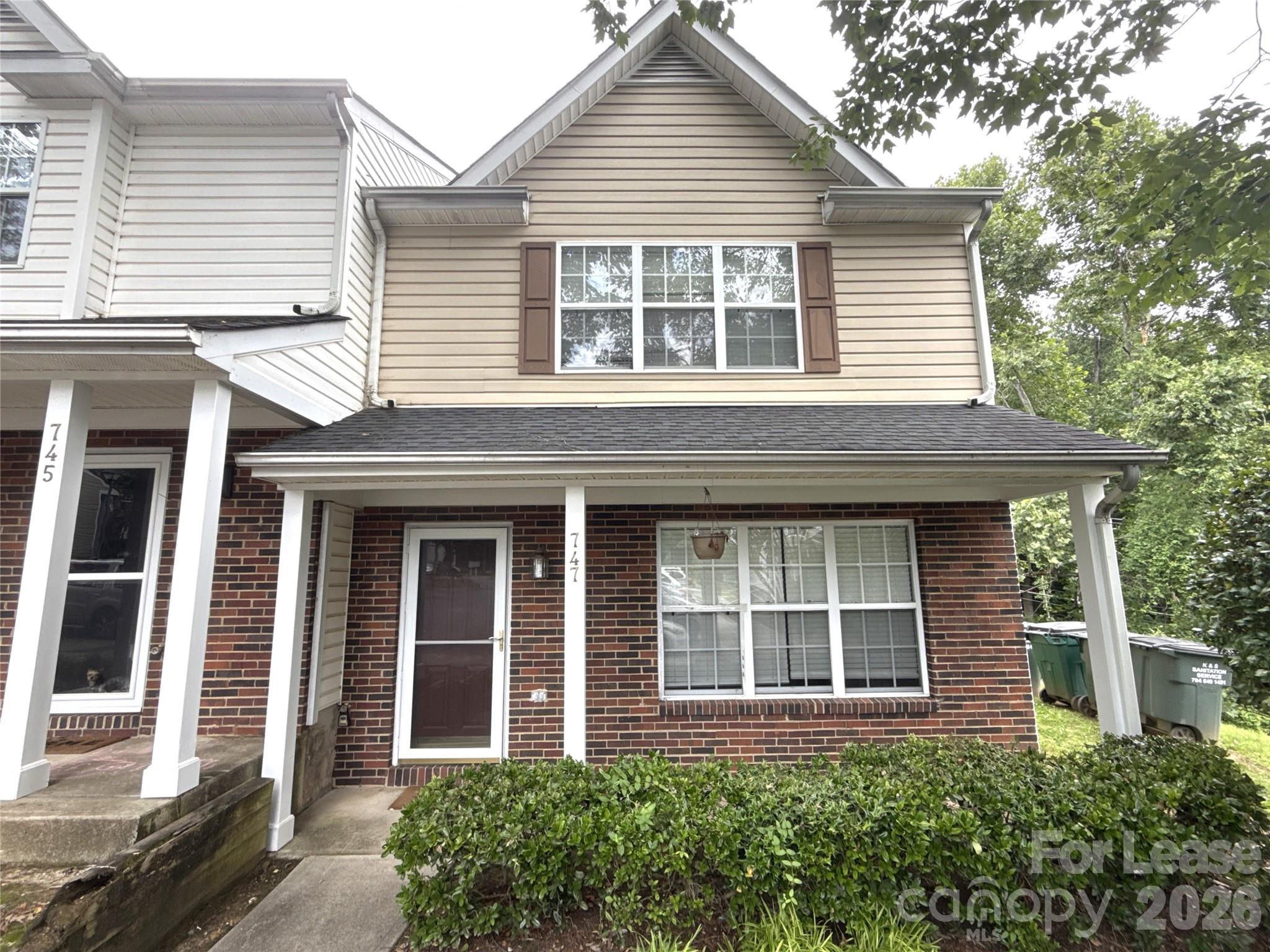 747 Mountainwater Drive Property Photo 1
