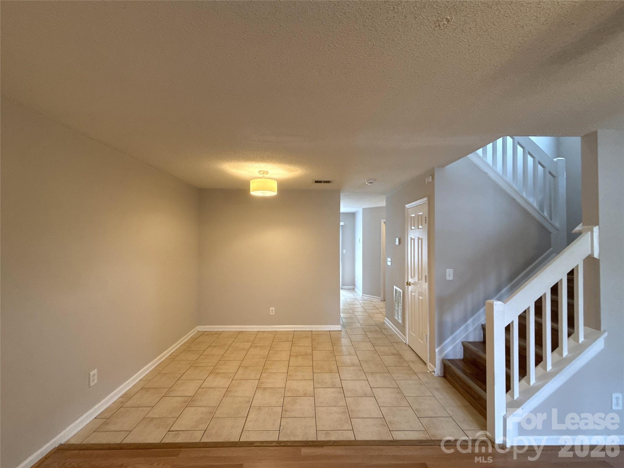 747 Mountainwater Drive Property Photo 4