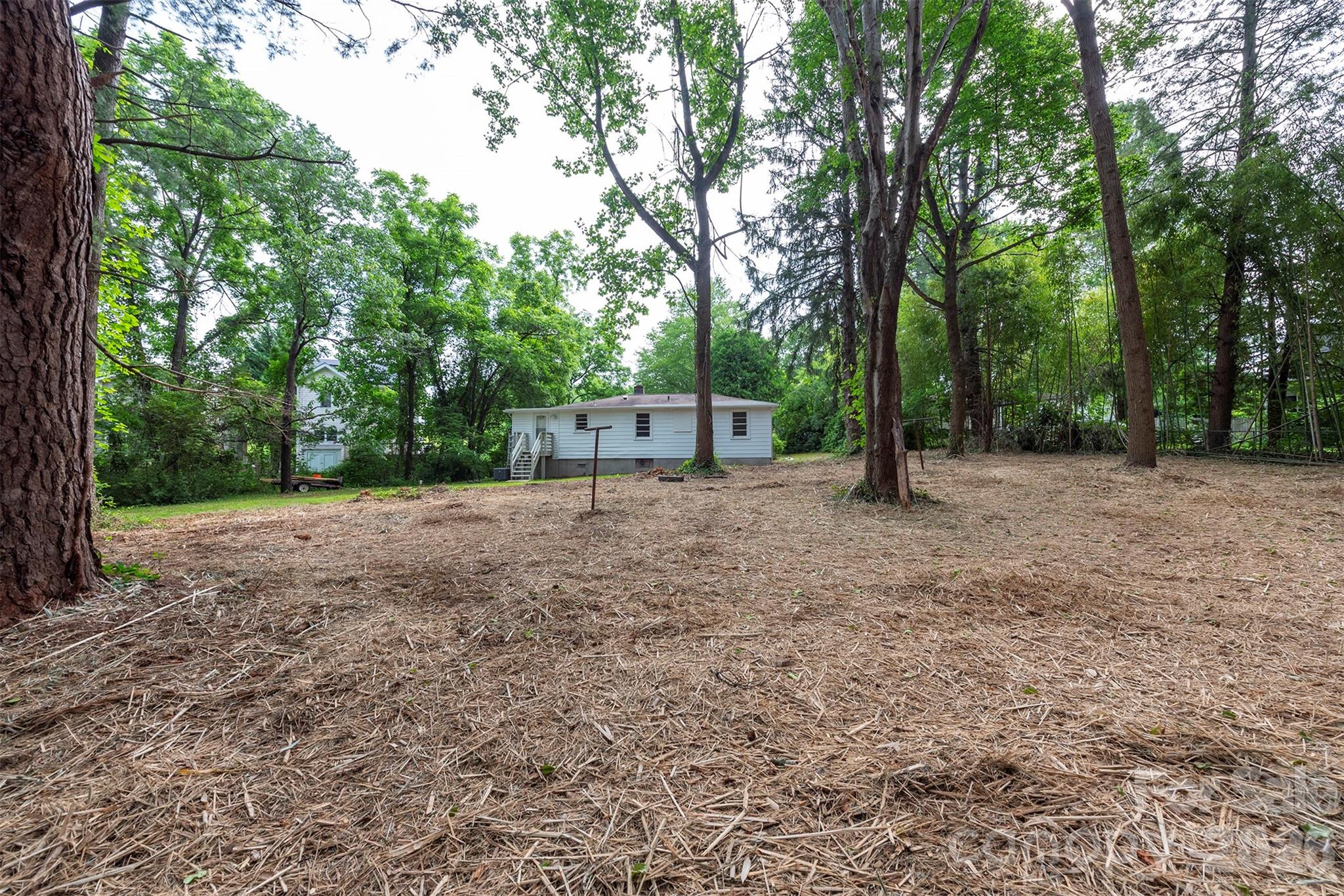 215 Merchant Street 2 Property Photo 6