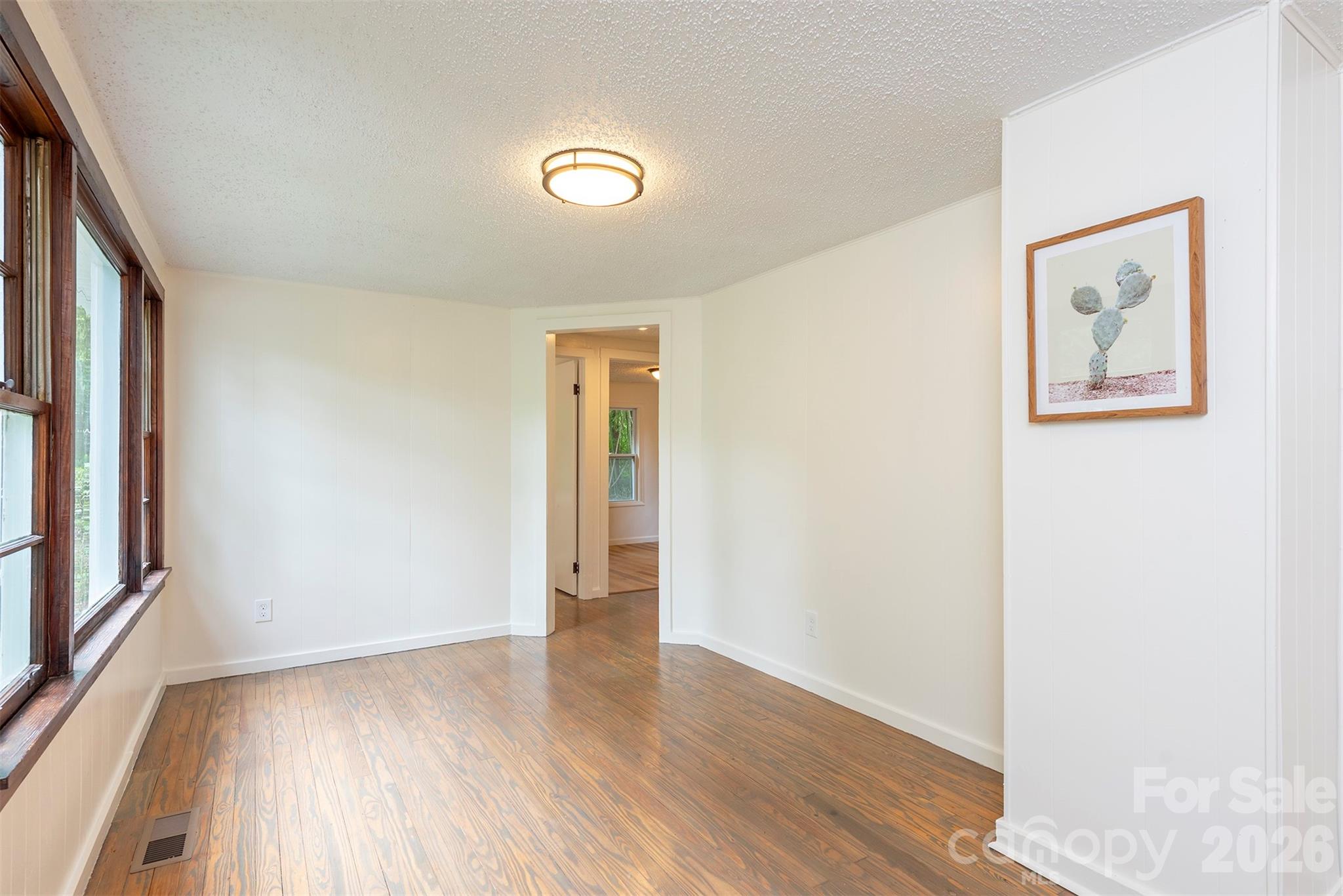 215 Merchant Street 2 Property Photo 9