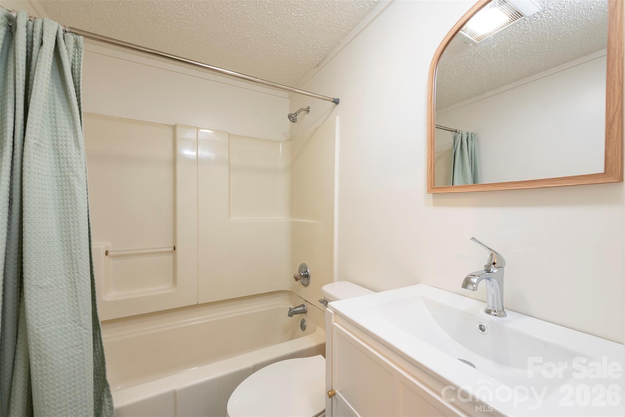 215 Merchant Street 2 Property Photo 14