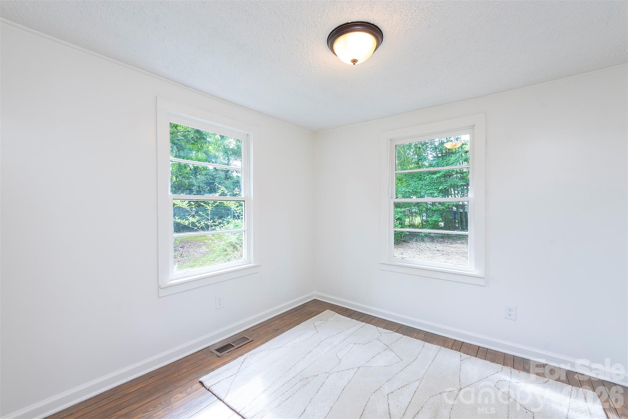 215 Merchant Street 2 Property Photo 16