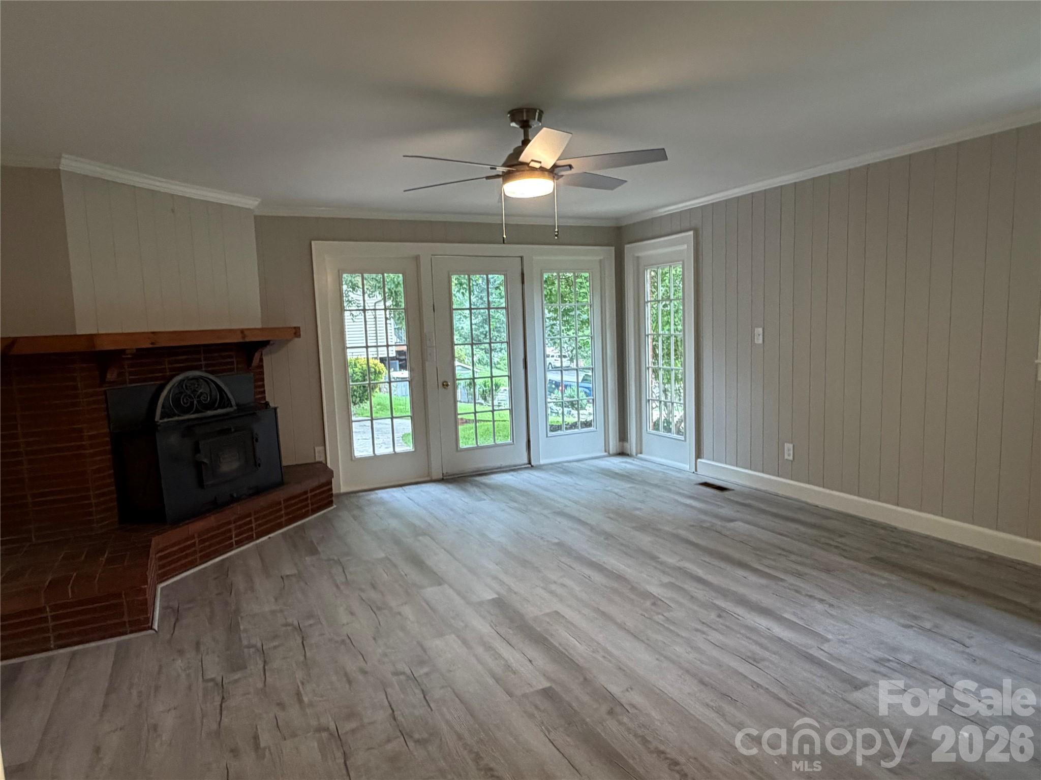 901 Ridgecrest Drive Property Photo 14