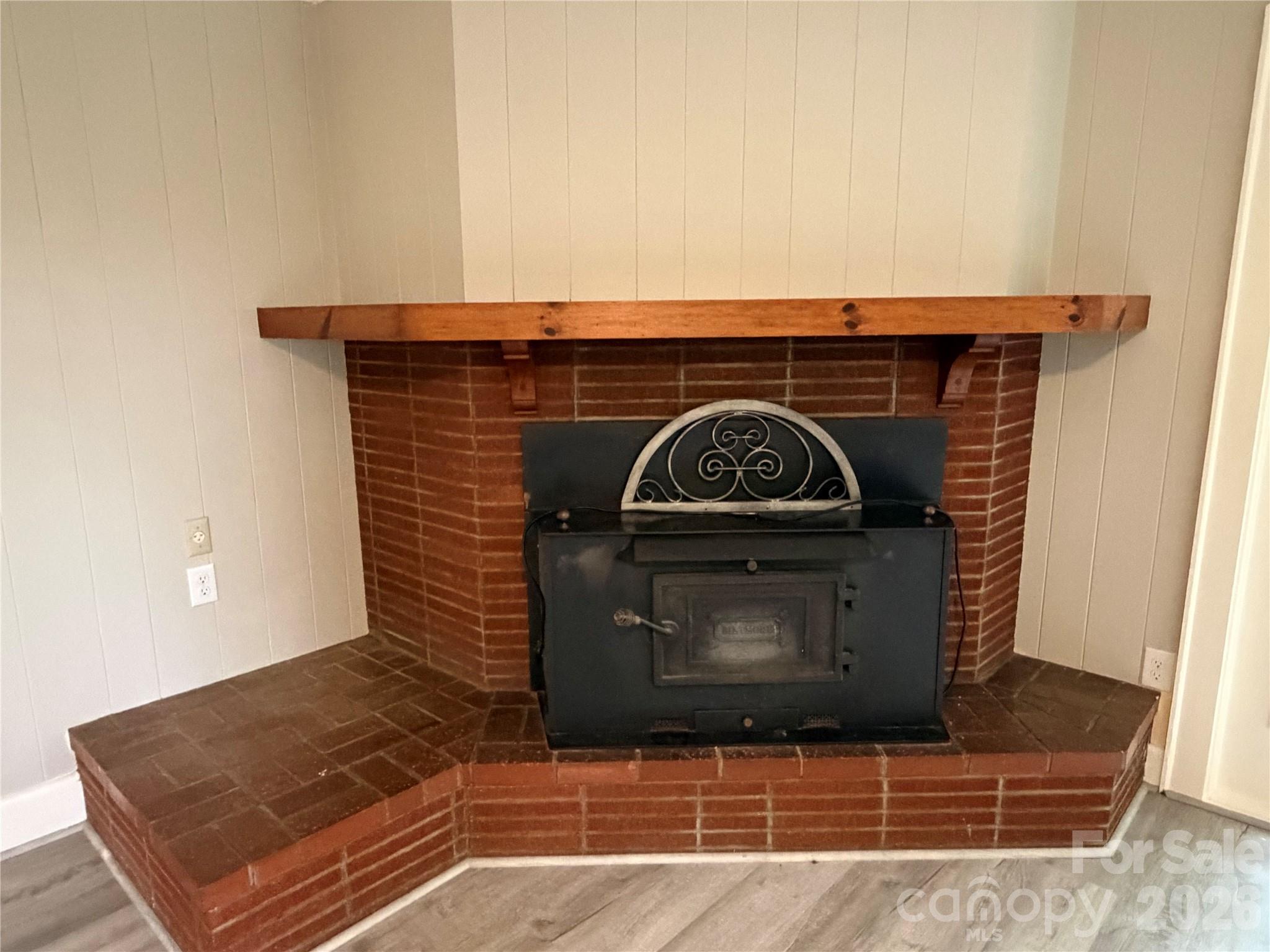 901 Ridgecrest Drive Property Photo 15