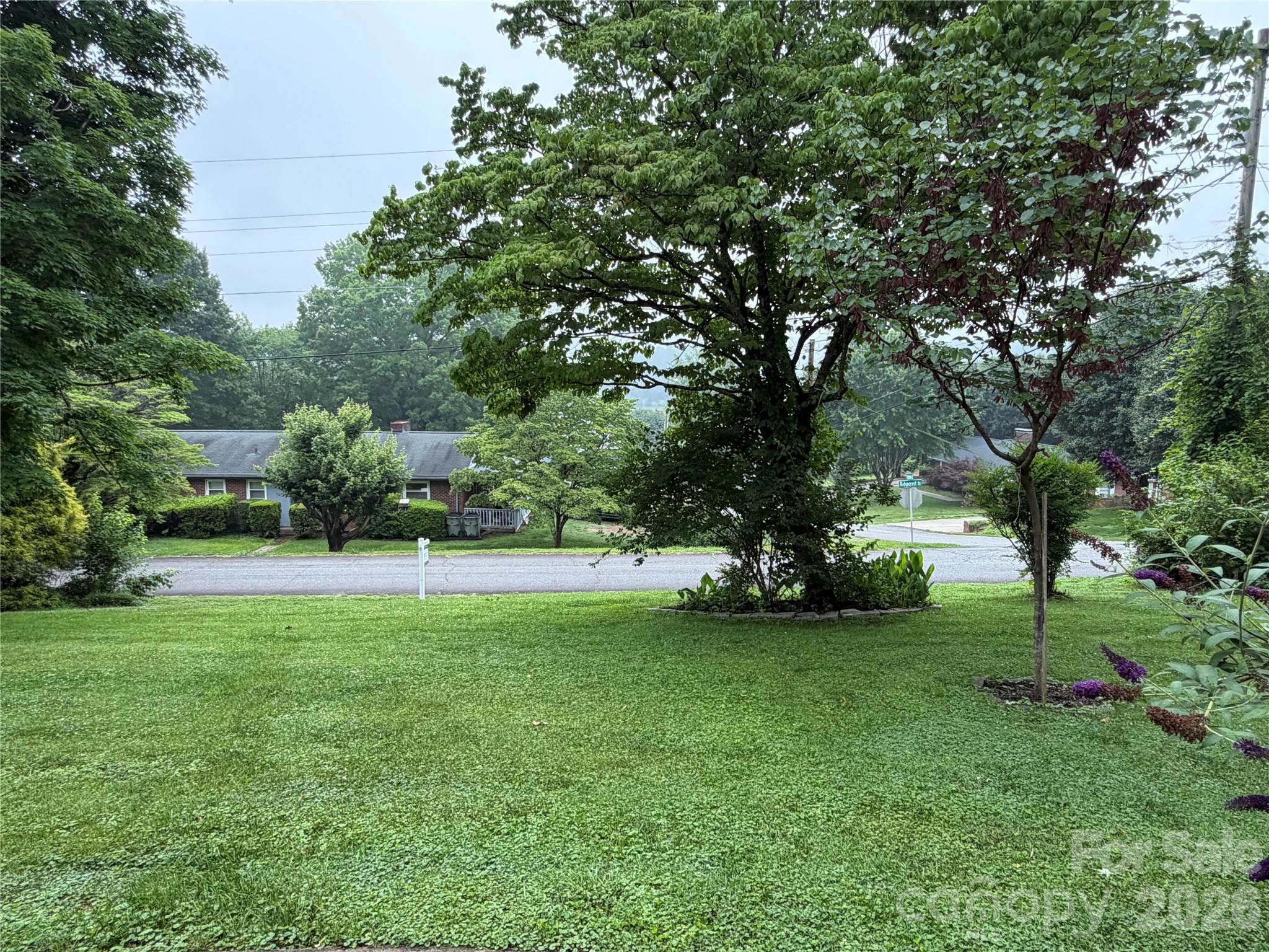 901 Ridgecrest Drive Property Photo 26
