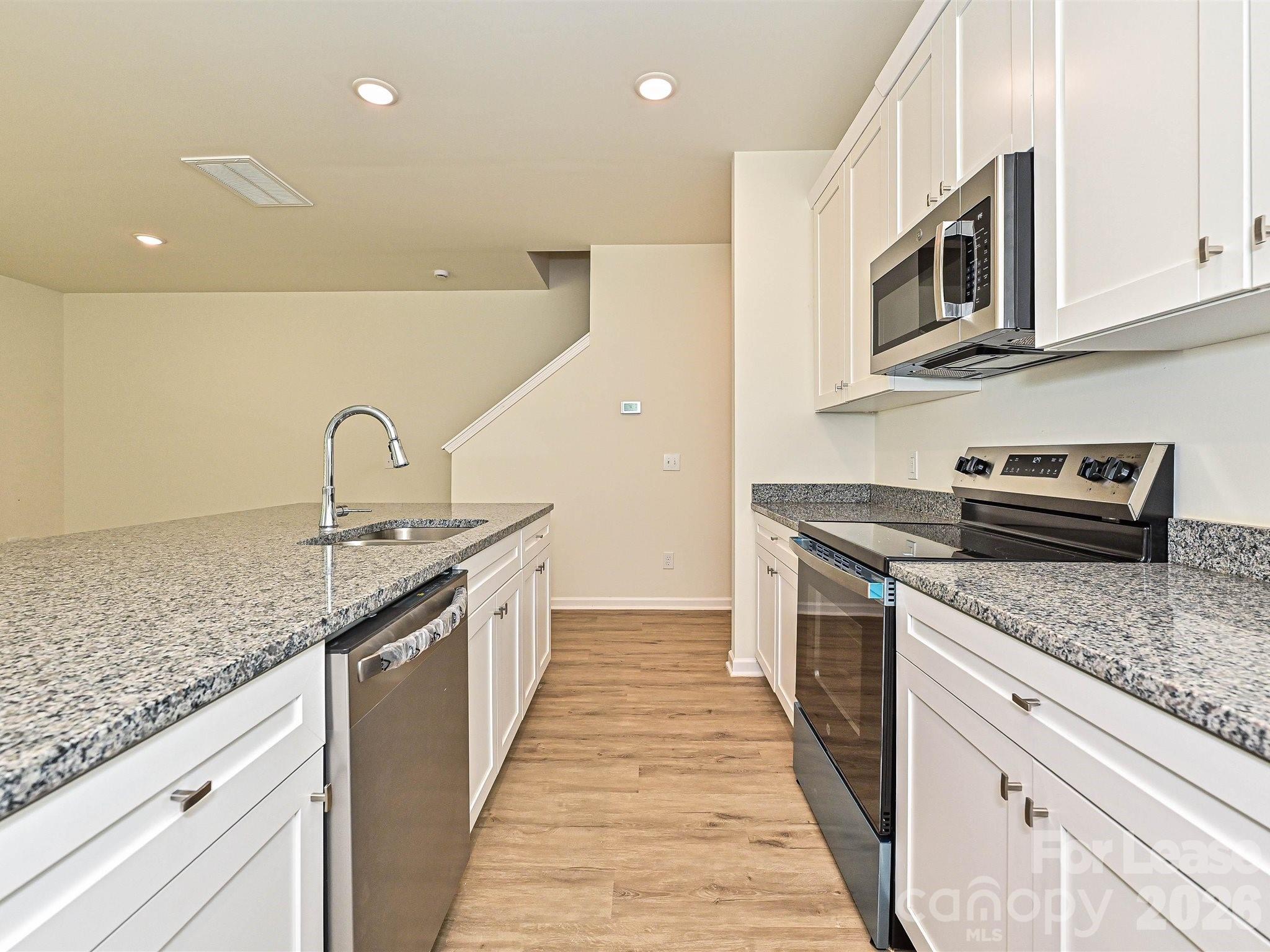 1725 E Cloaninger Avenue A Property Photo 10