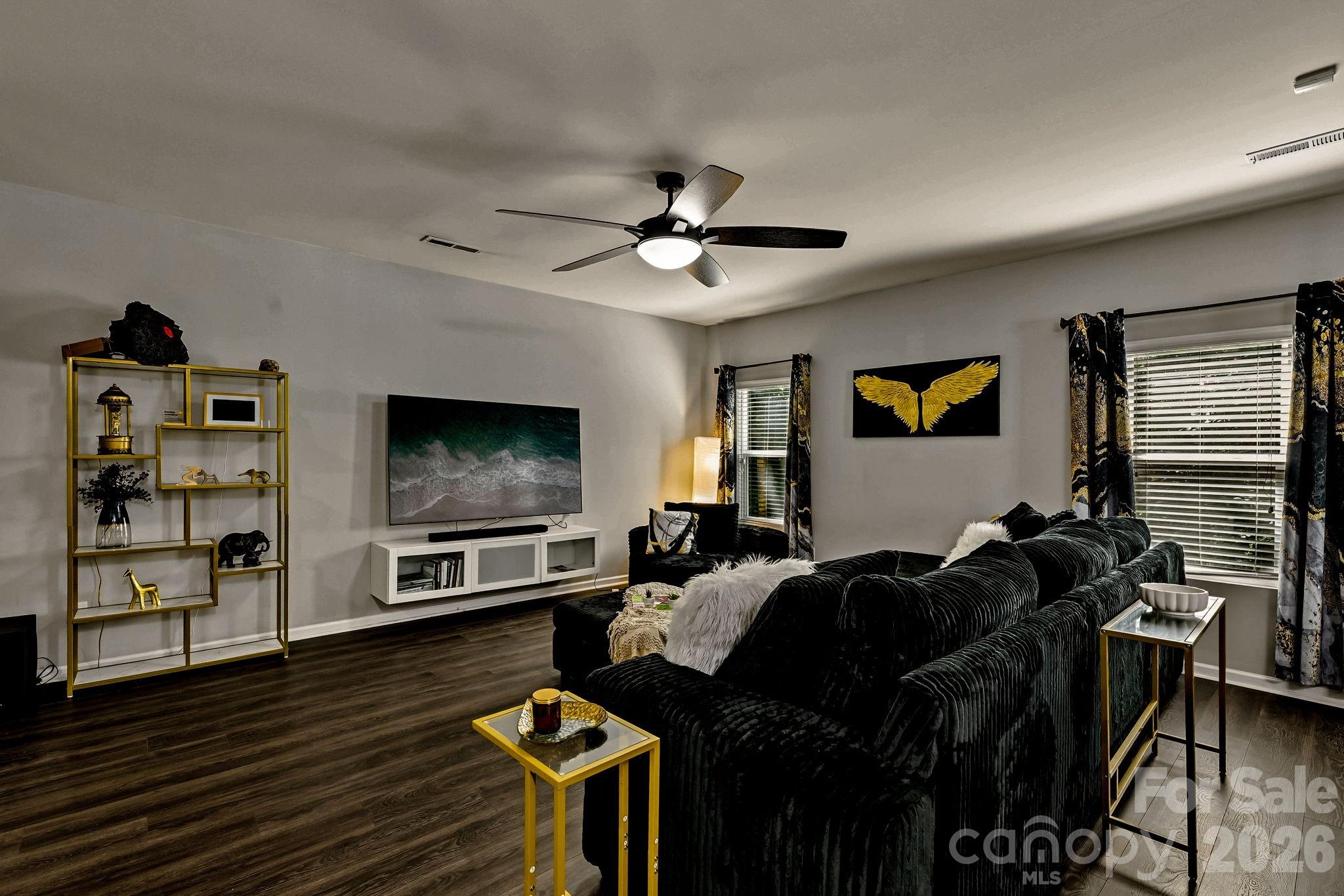 2206 Turtle Point Road Property Photo 8