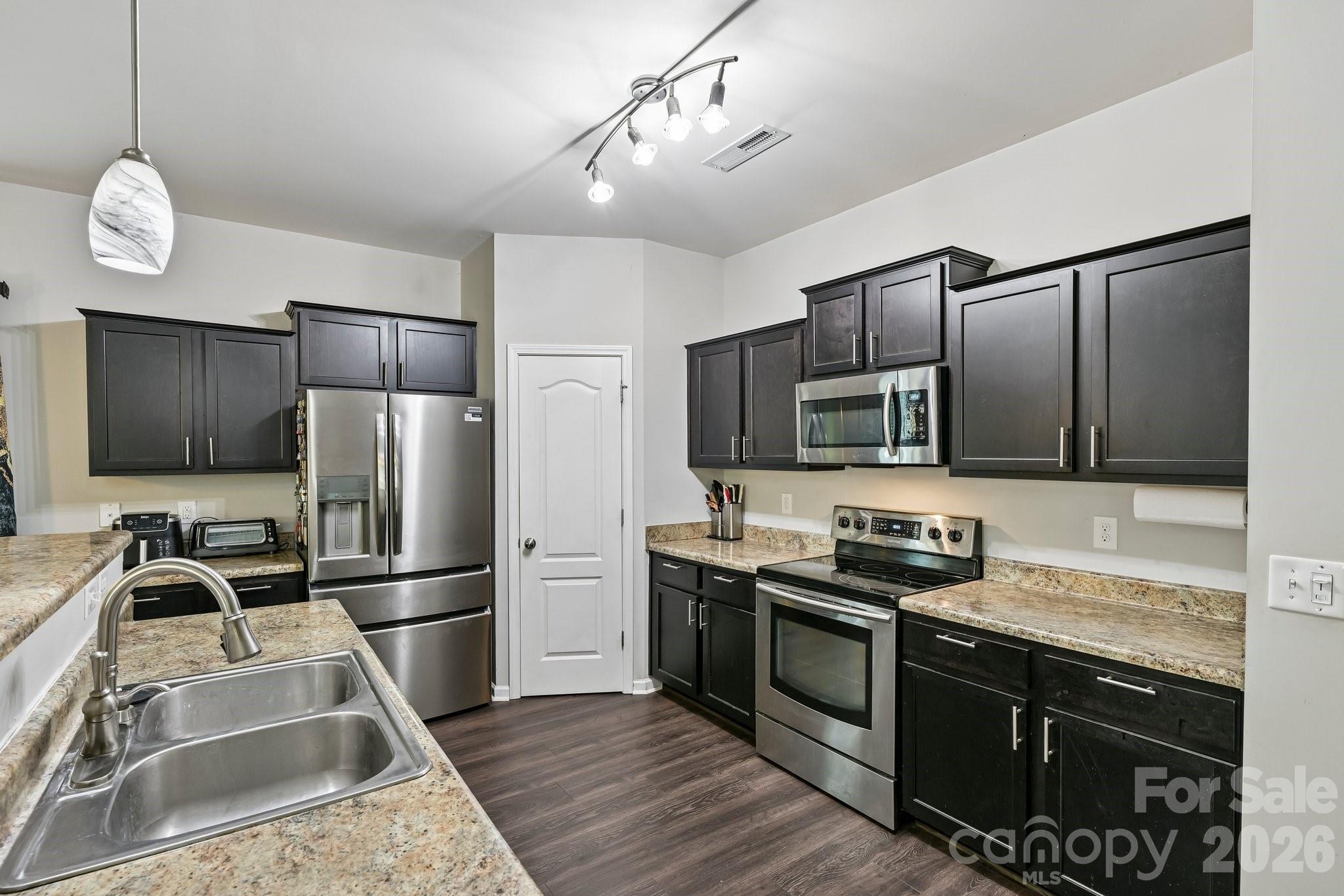 2206 Turtle Point Road Property Photo 12