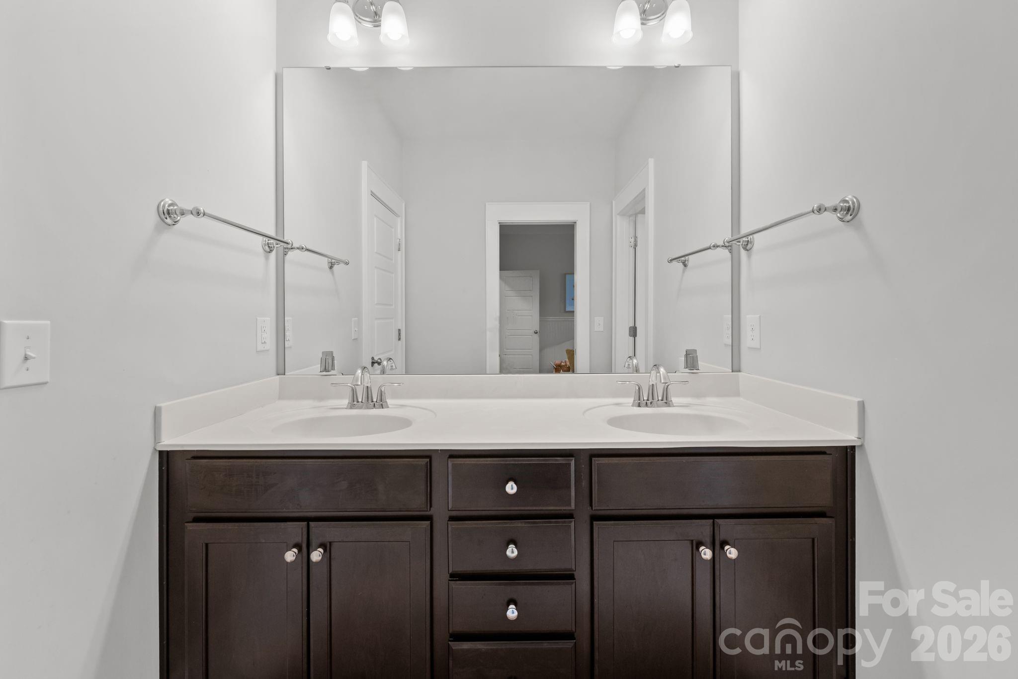 412 Eli Street Property Photo 24