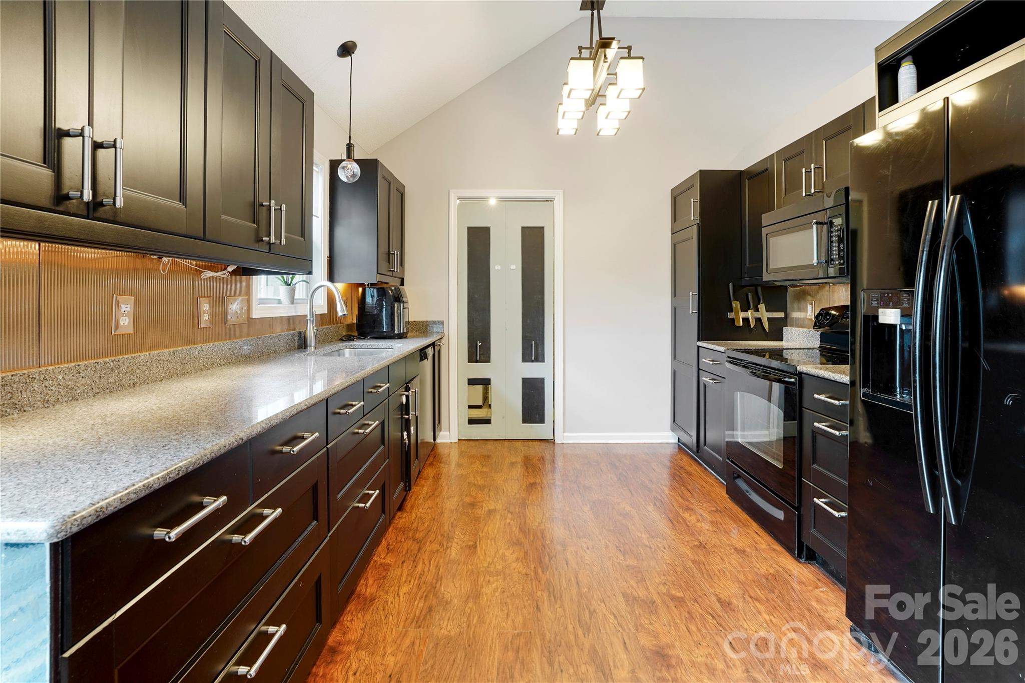 1668 Quail Rush Drive Property Photo 3