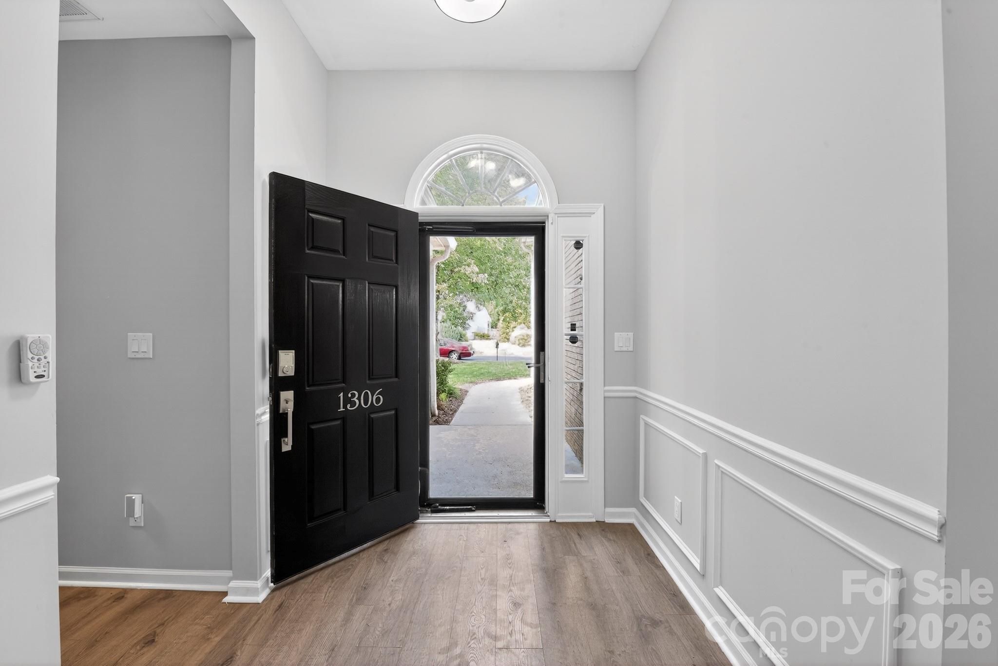 1306 Cool Mist Court Property Photo 5