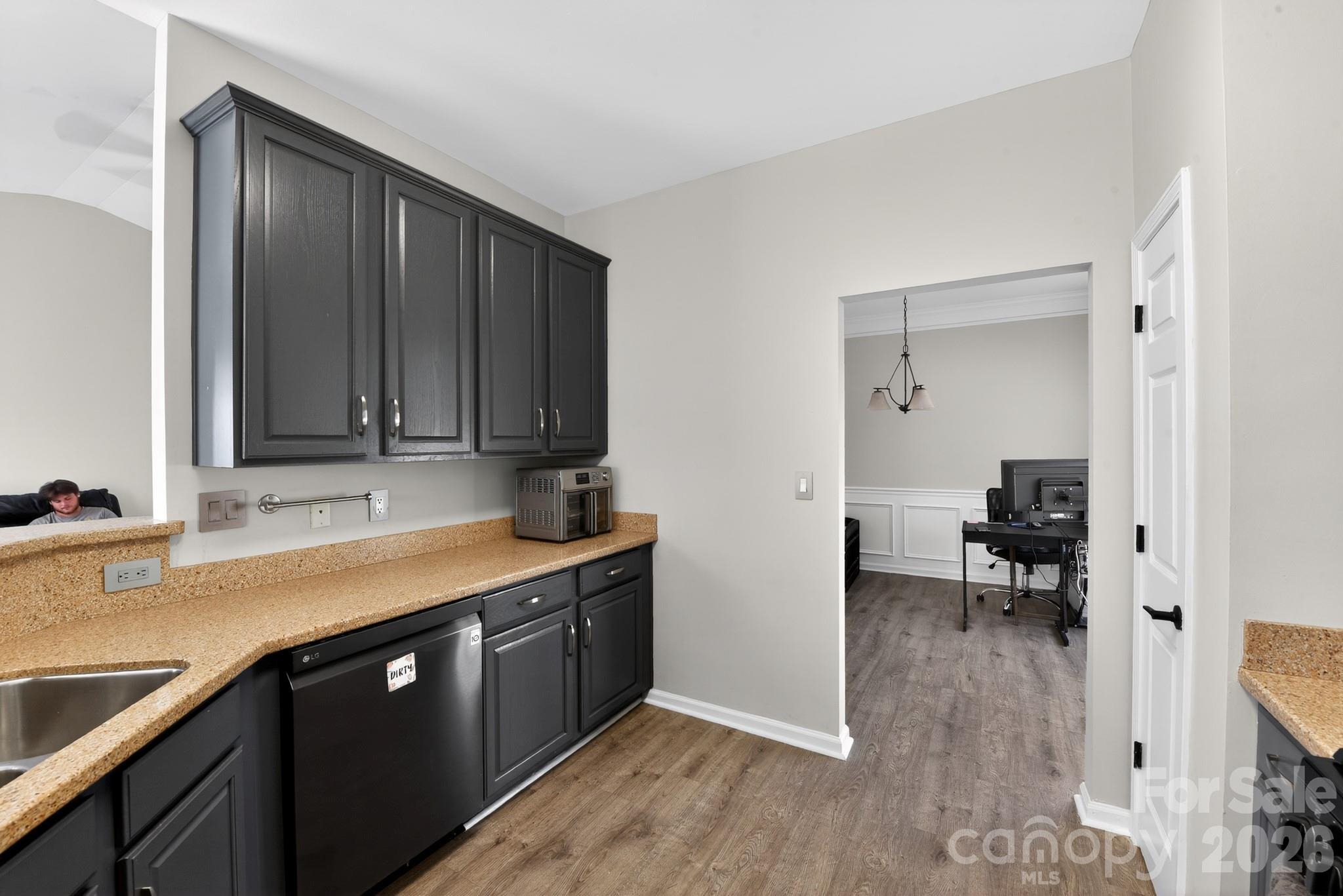 1306 Cool Mist Court Property Photo 12