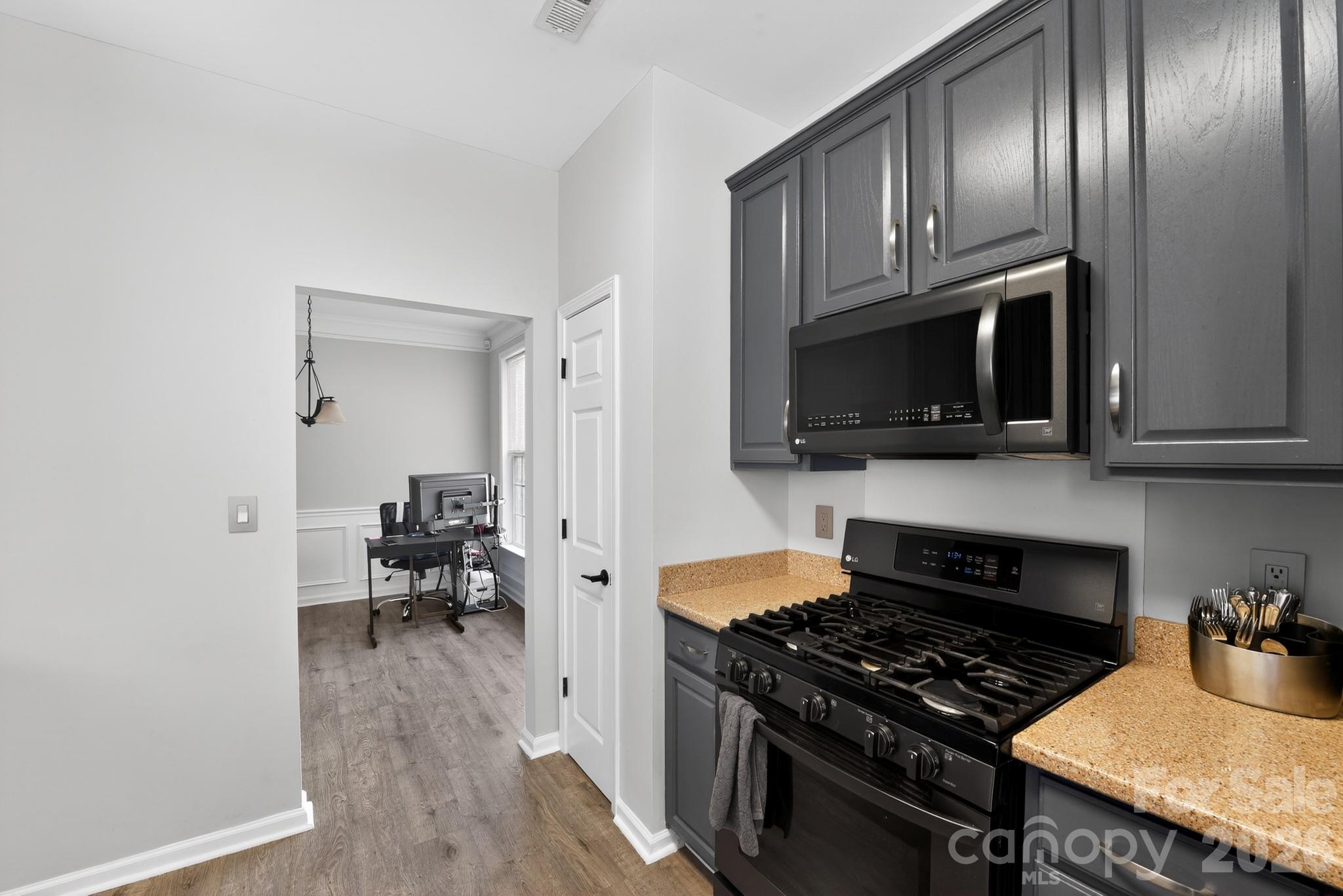 1306 Cool Mist Court Property Photo 45