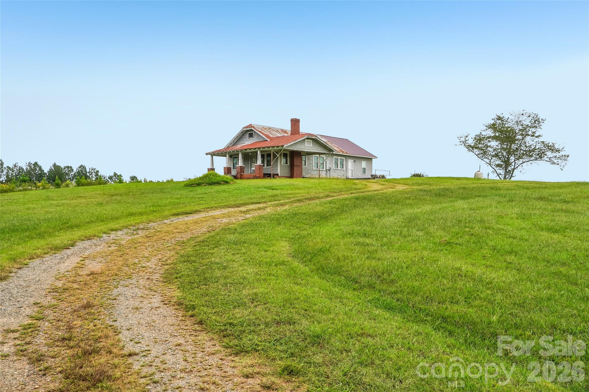 4806 Harmony Highway Property Photo 3