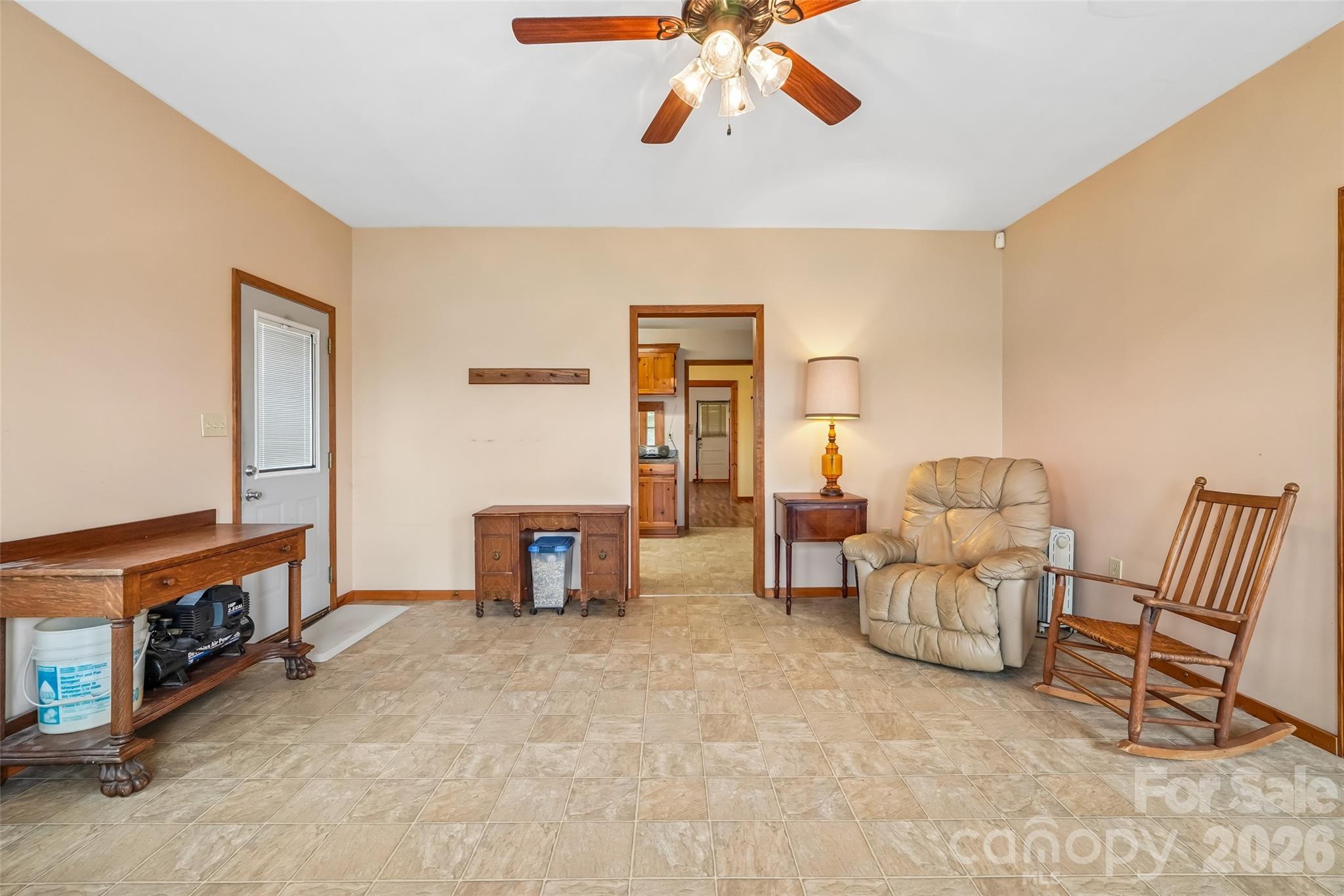 4806 Harmony Highway Property Photo 5