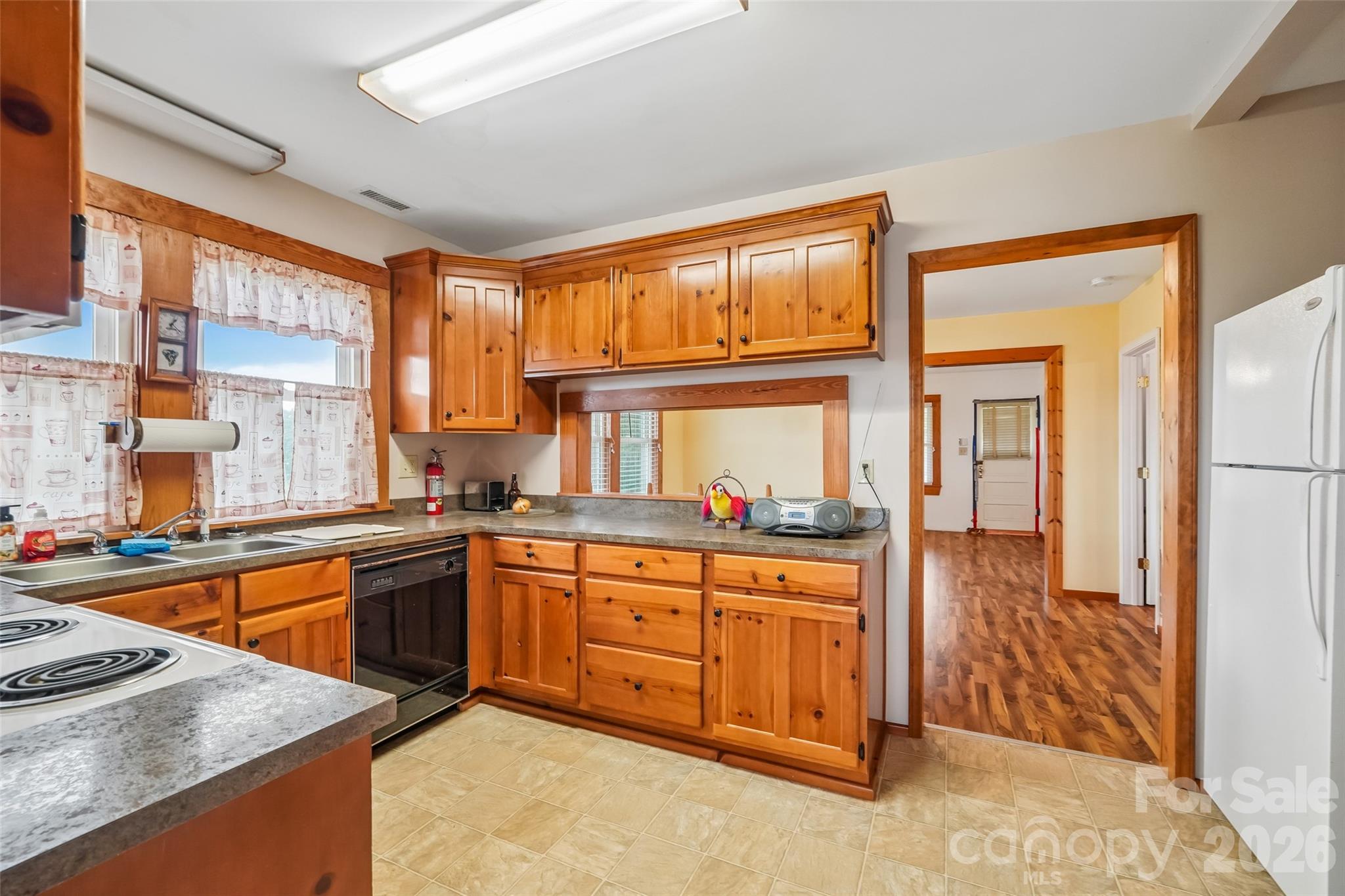 4806 Harmony Highway Property Photo 11