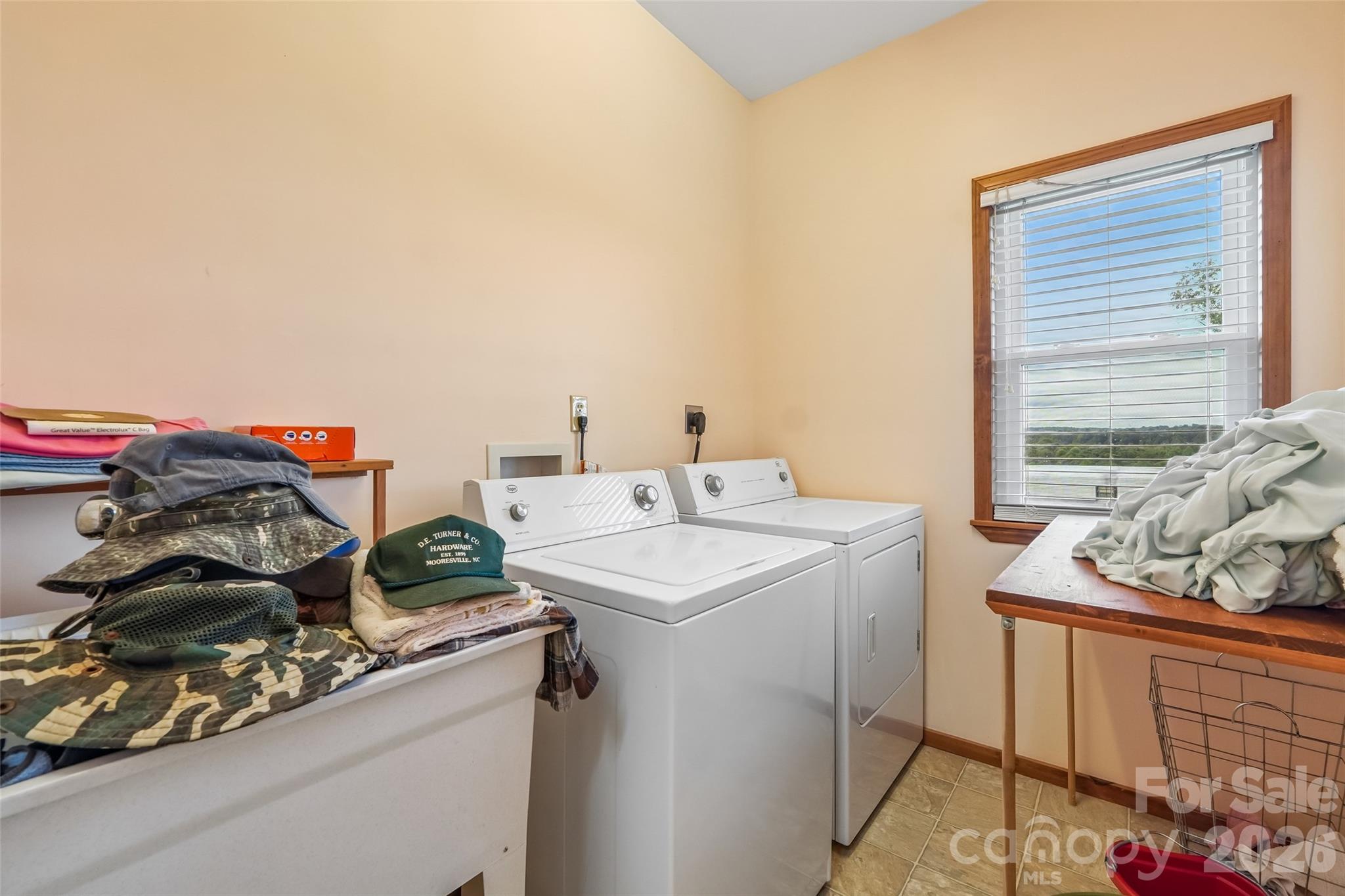 4806 Harmony Highway Property Photo 22