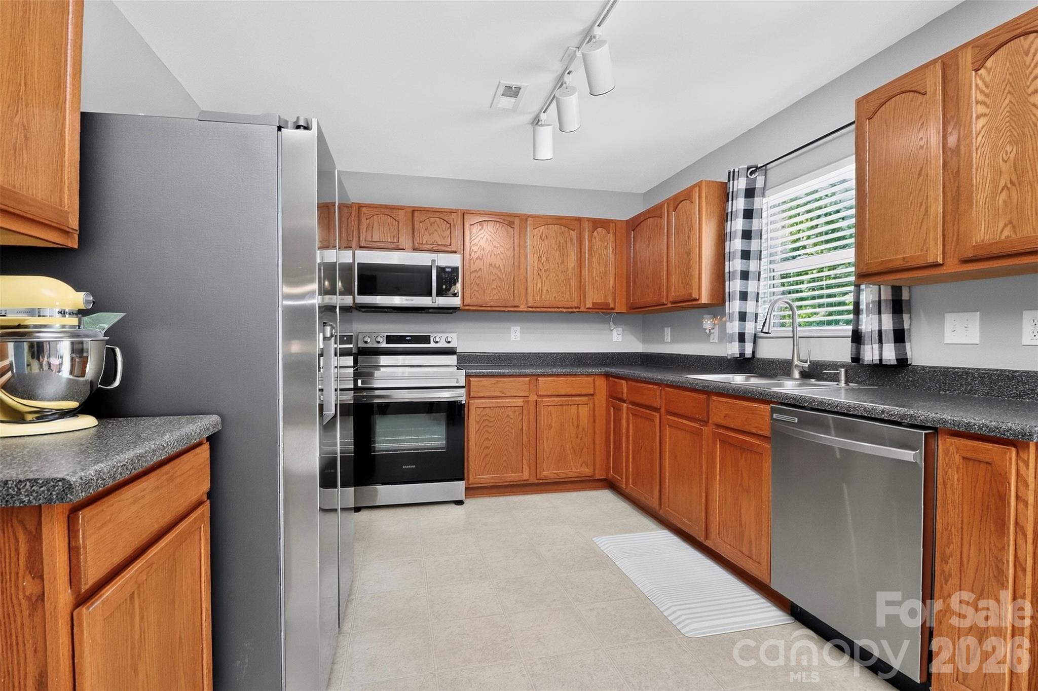 10825 Dry Stone Drive Property Photo 2