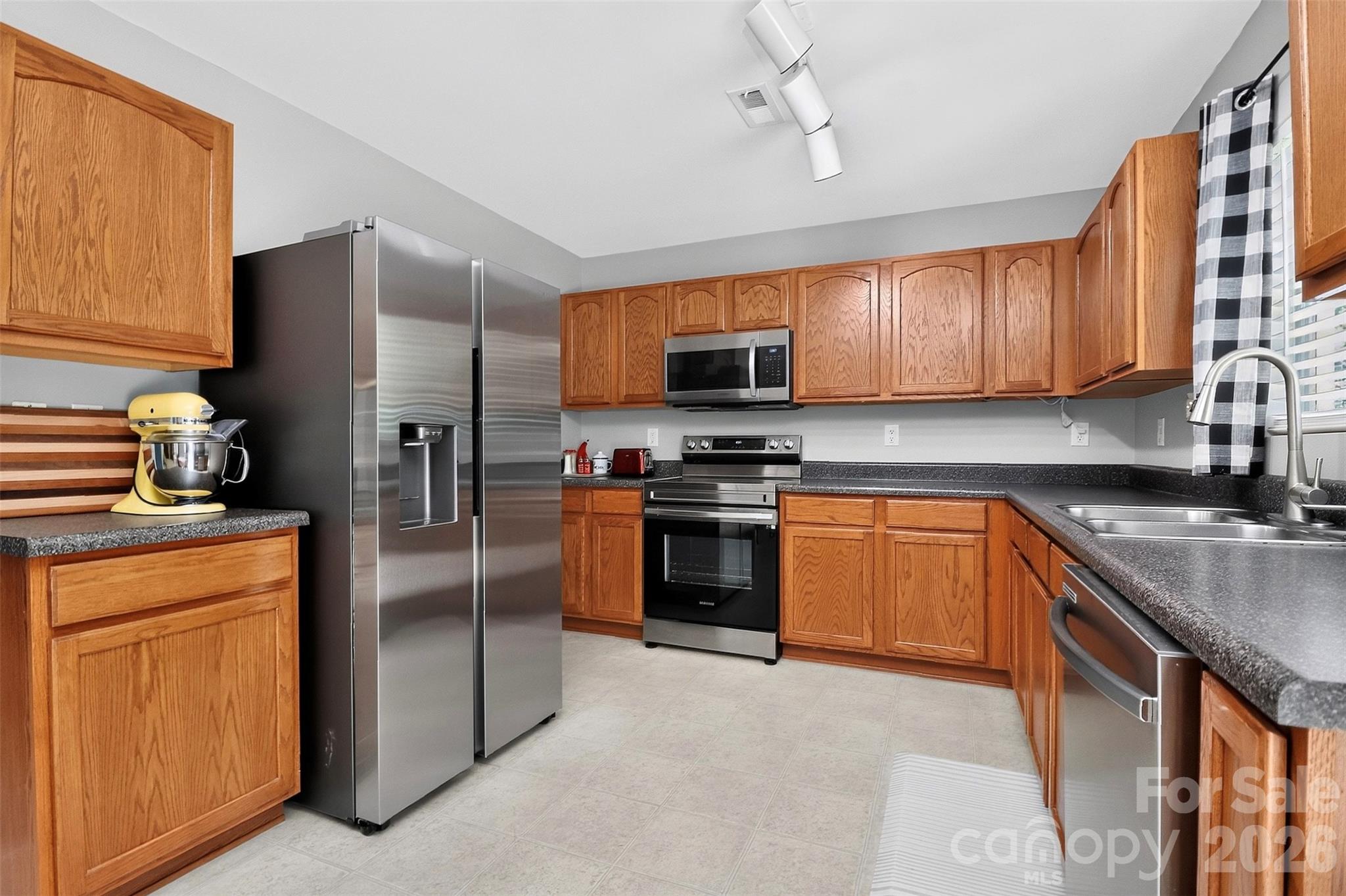10825 Dry Stone Drive Property Photo 3