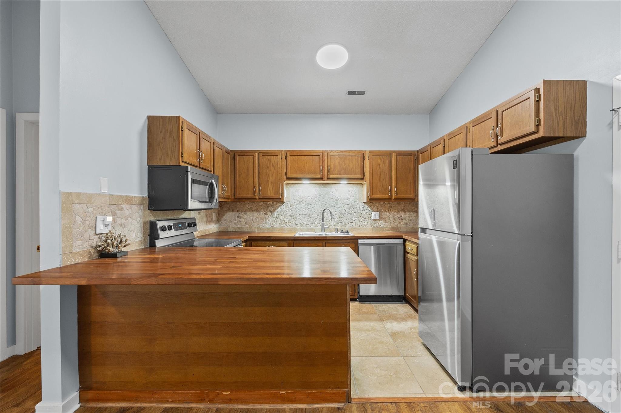 4130 Charlotte Highway L Property Photo 5