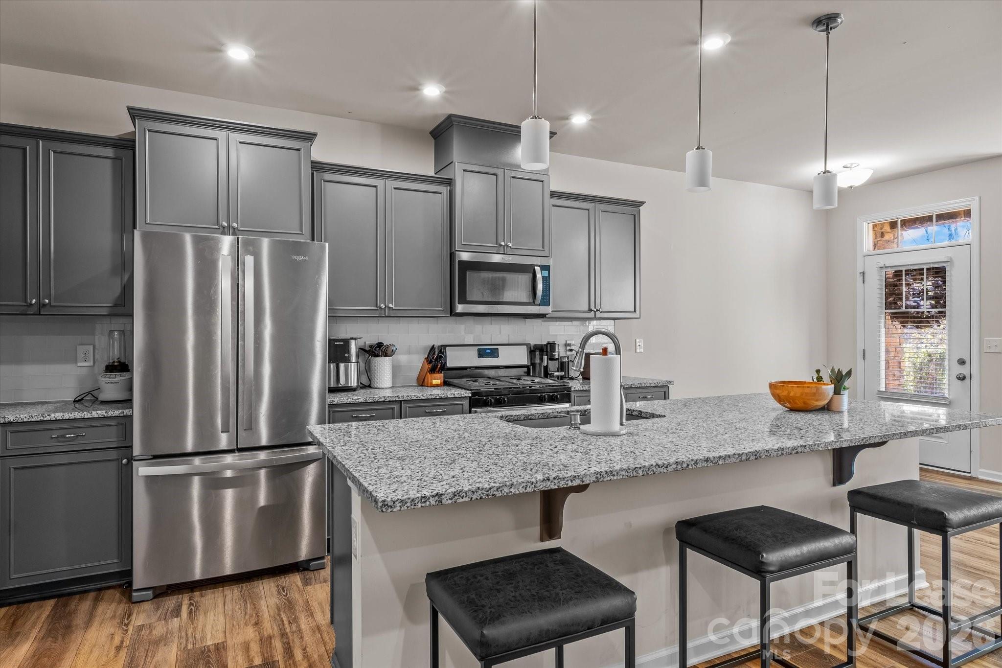 1564 Galloway Road Property Photo 8