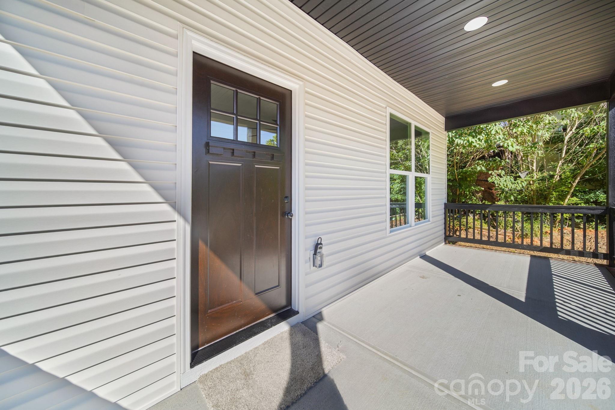 993 13th Street Property Photo 4
