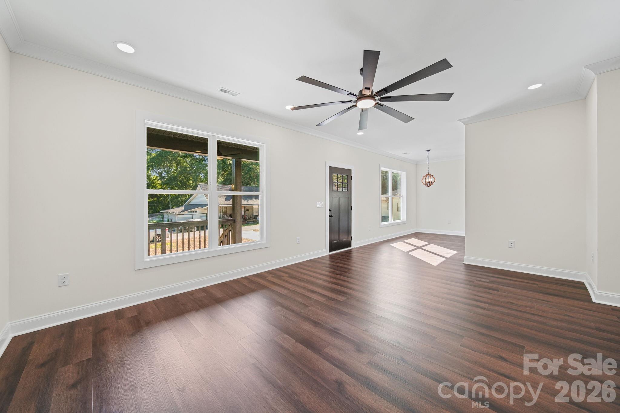 993 13th Street Property Photo 6