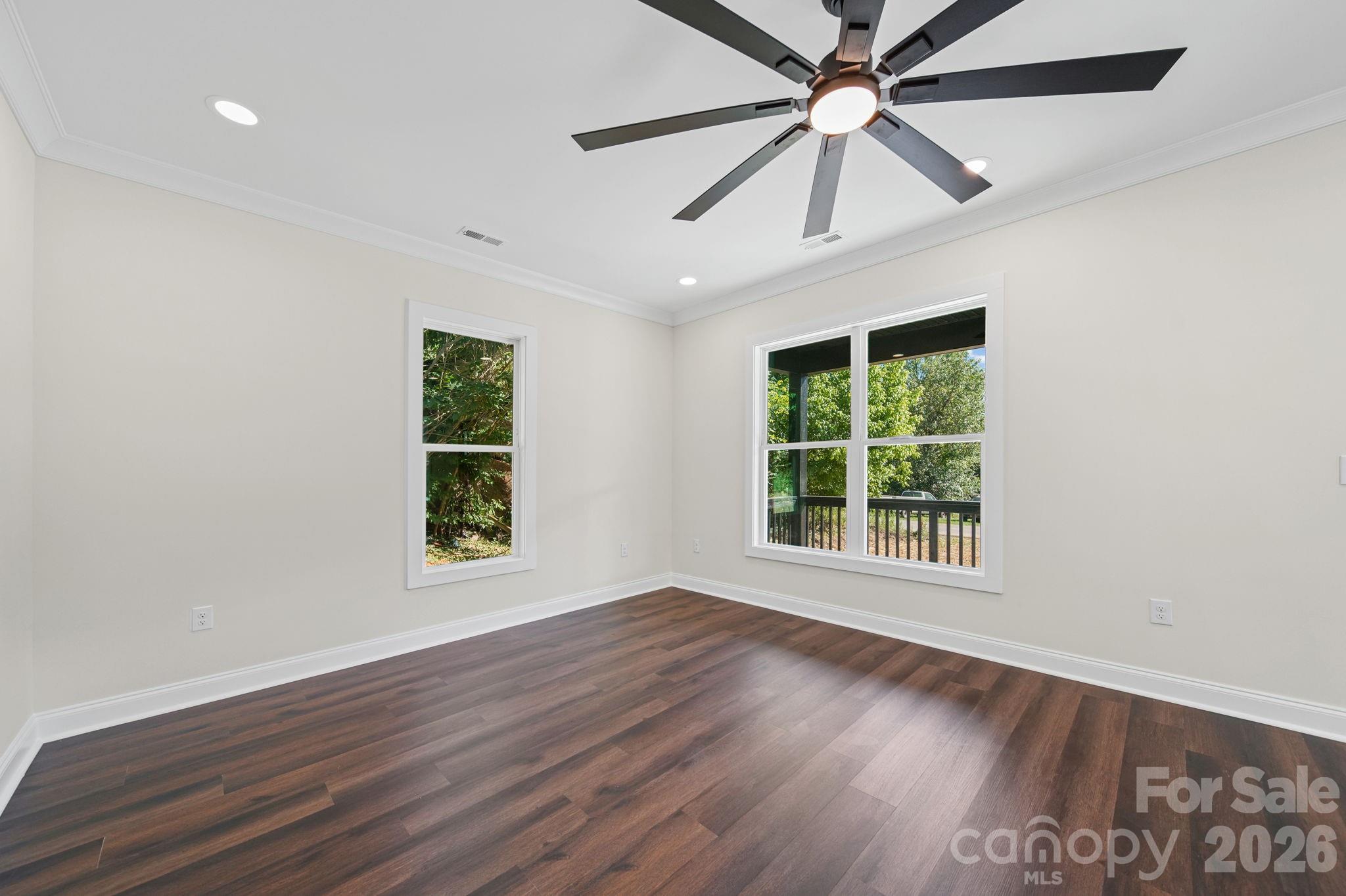 993 13th Street Property Photo 7