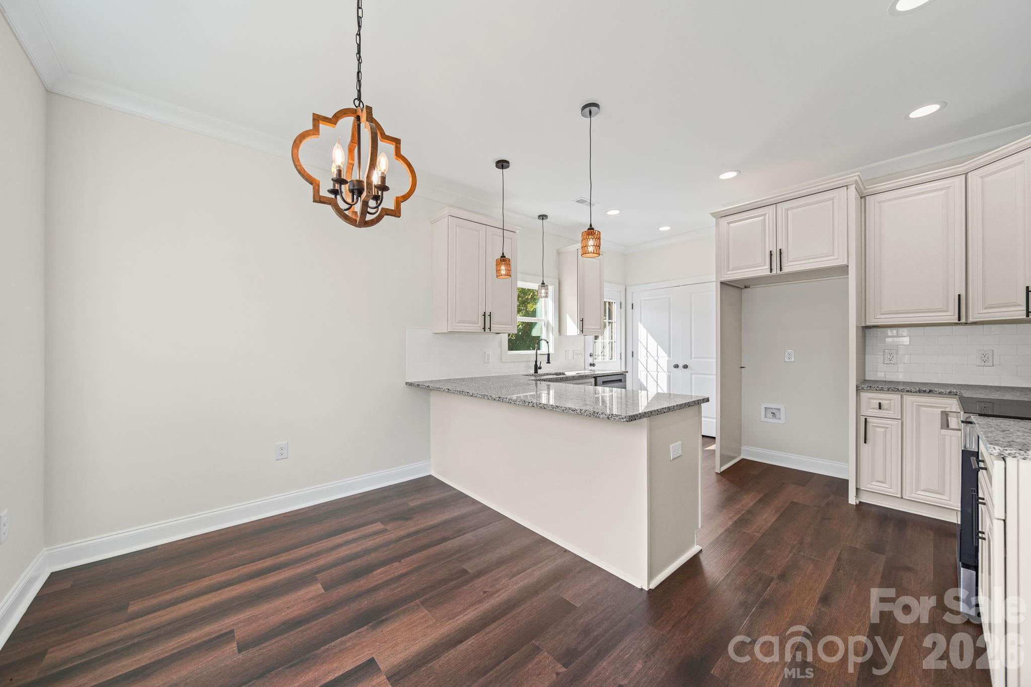 993 13th Street Property Photo 10